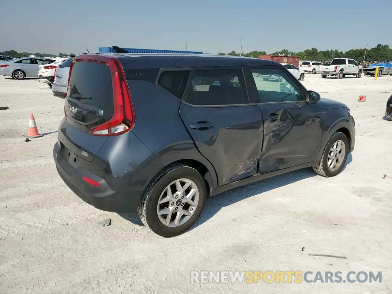 3 Photograph of a damaged car KNDJ23AU7N7805929 KIA SOUL 2022