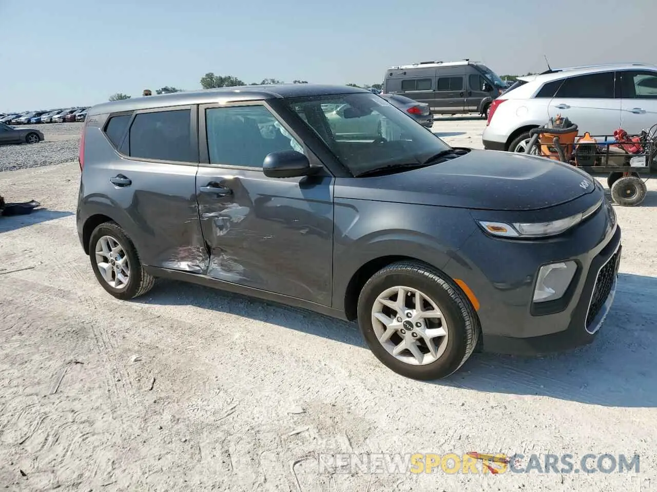 4 Photograph of a damaged car KNDJ23AU7N7805929 KIA SOUL 2022