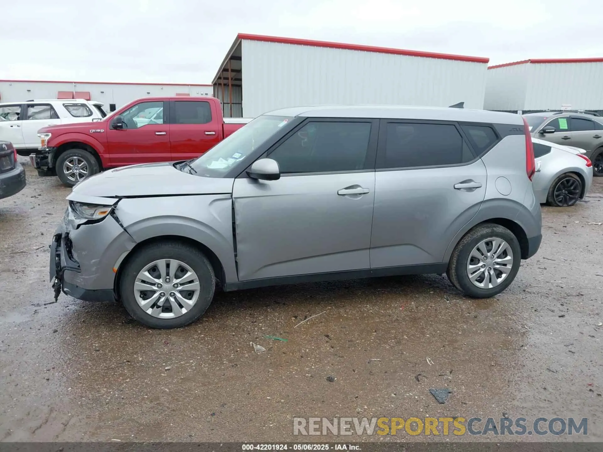 14 Photograph of a damaged car KNDJ23AU7N7809978 KIA SOUL 2022