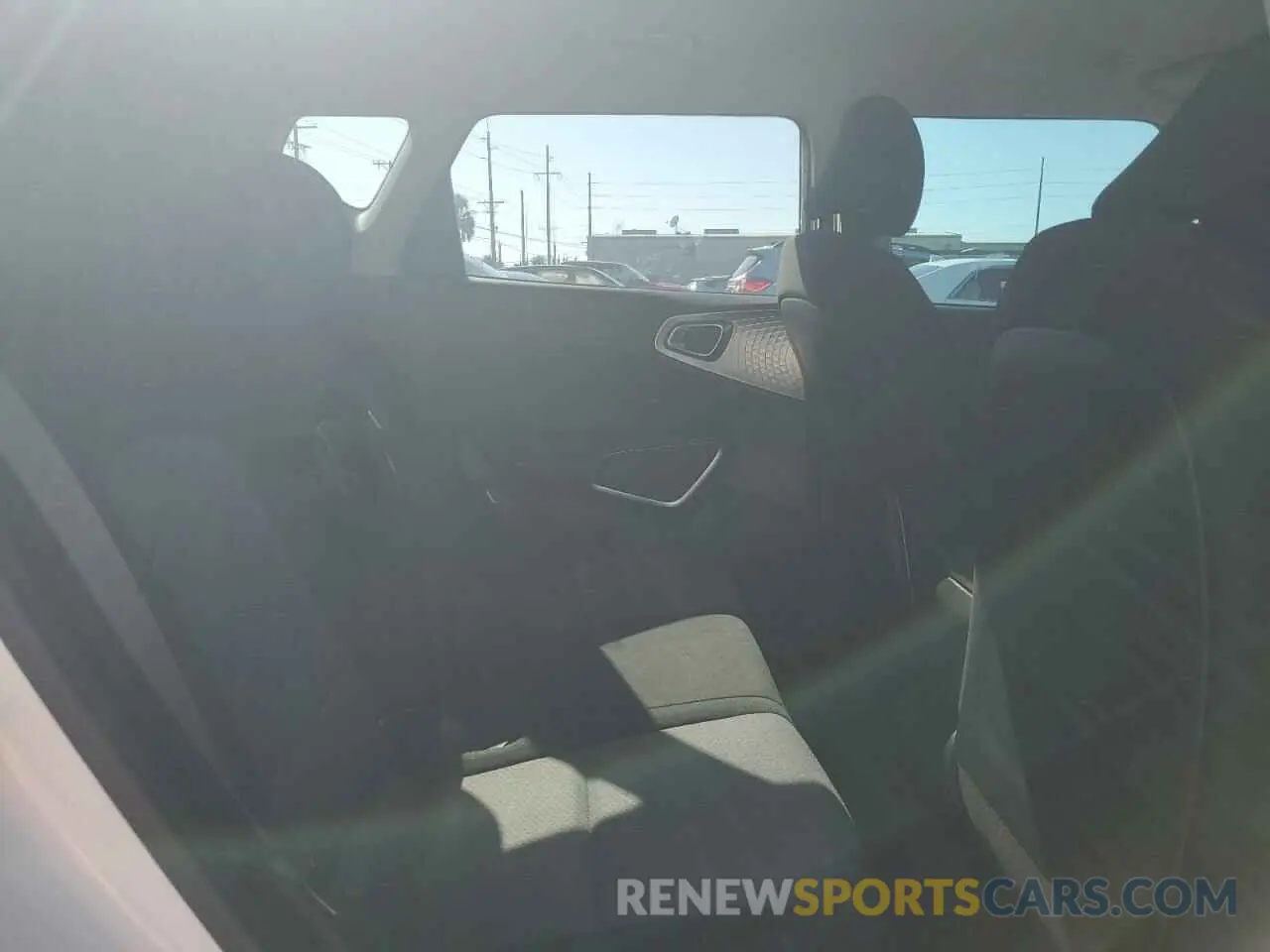 11 Photograph of a damaged car KNDJ23AU7N7816879 KIA SOUL 2022