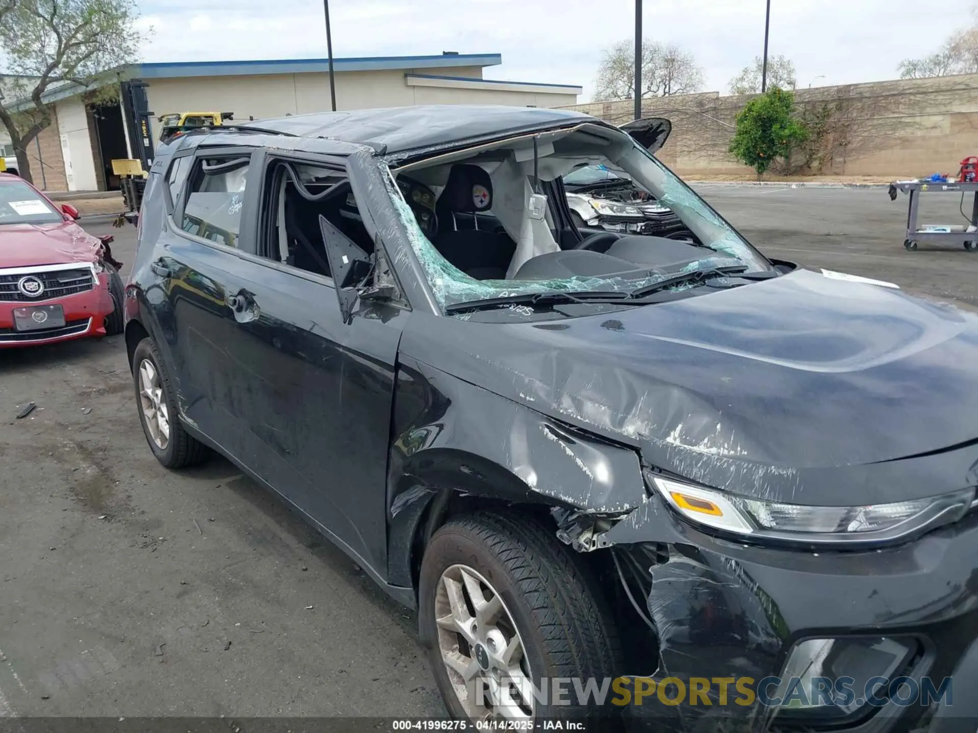 13 Photograph of a damaged car KNDJ23AU8N7185608 KIA SOUL 2022