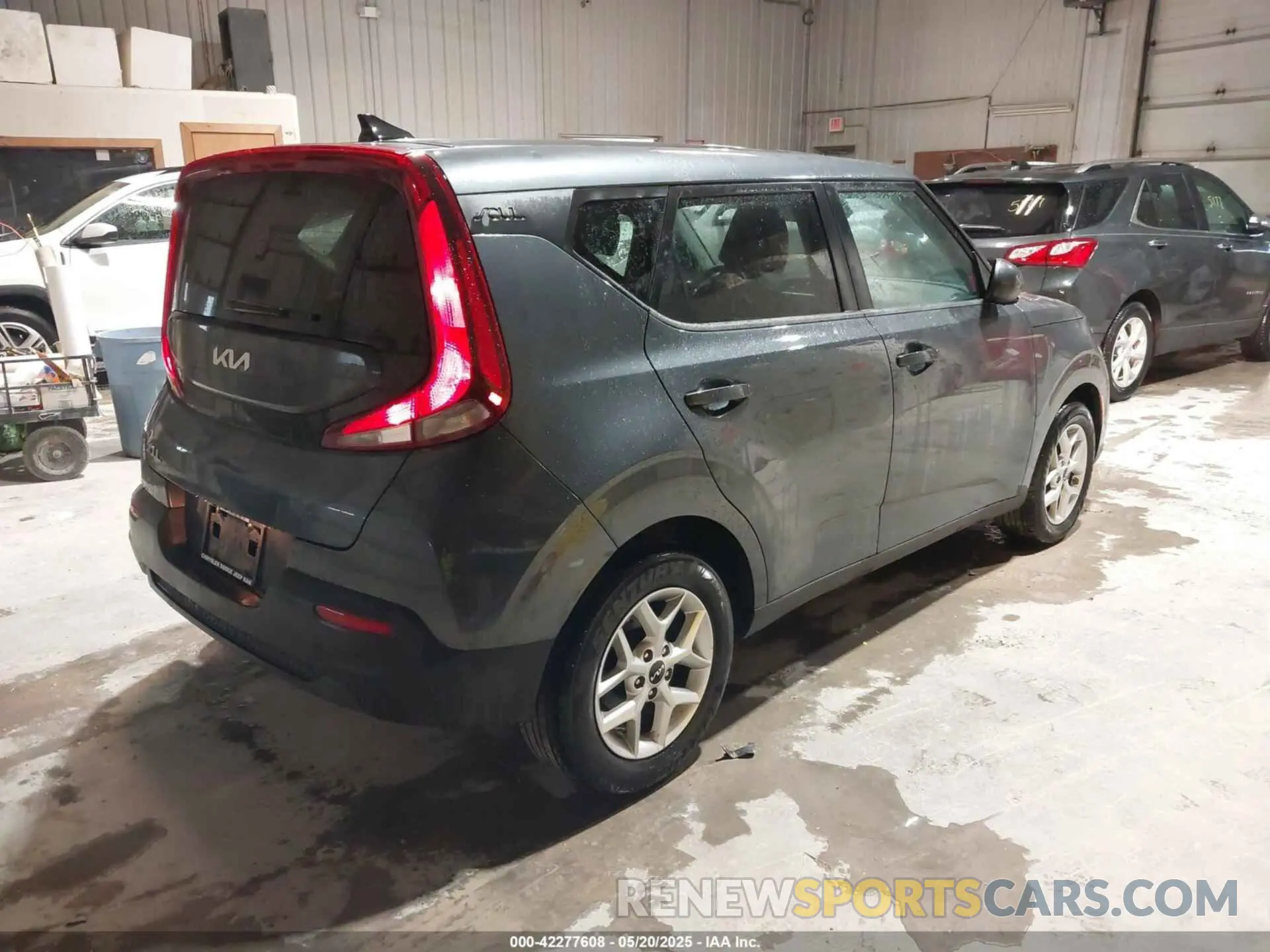 4 Фотография поврежденного автомобиля KNDJ23AU8N7814817 KIA SOUL 2022