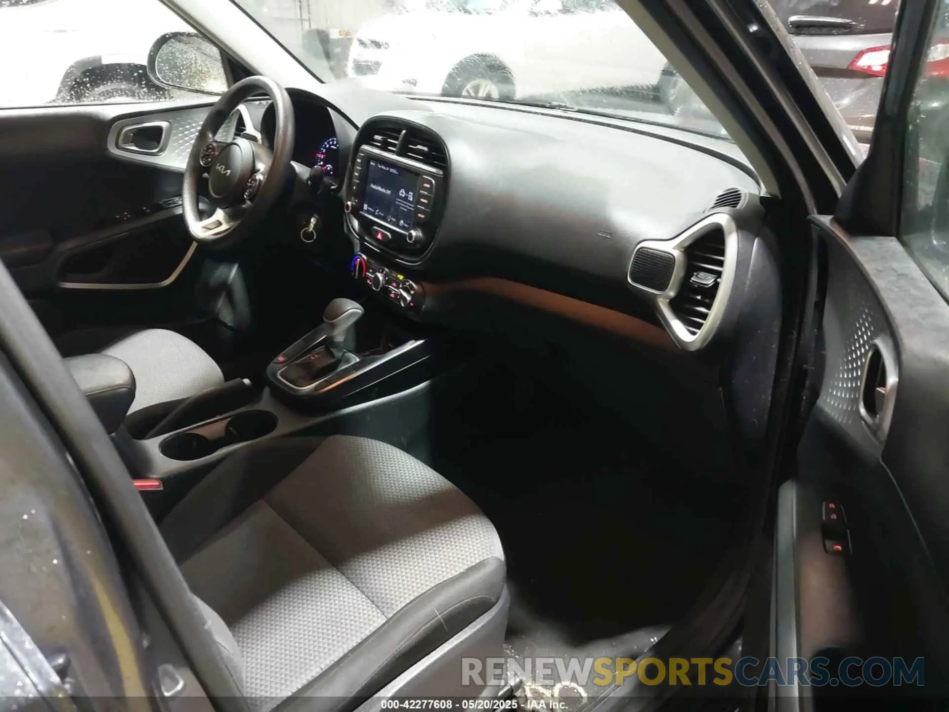 5 Фотография поврежденного автомобиля KNDJ23AU8N7814817 KIA SOUL 2022
