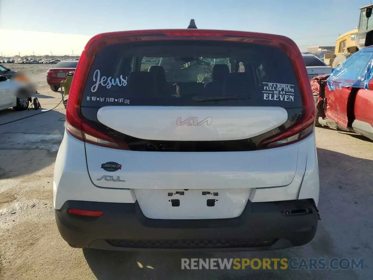 6 Photograph of a damaged car KNDJ23AU9N7165979 KIA SOUL 2022