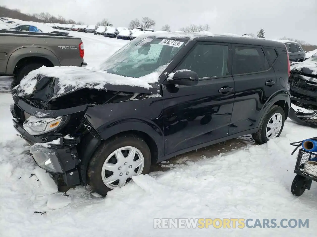1 Photograph of a damaged car KNDJ23AUXN7172472 KIA SOUL 2022