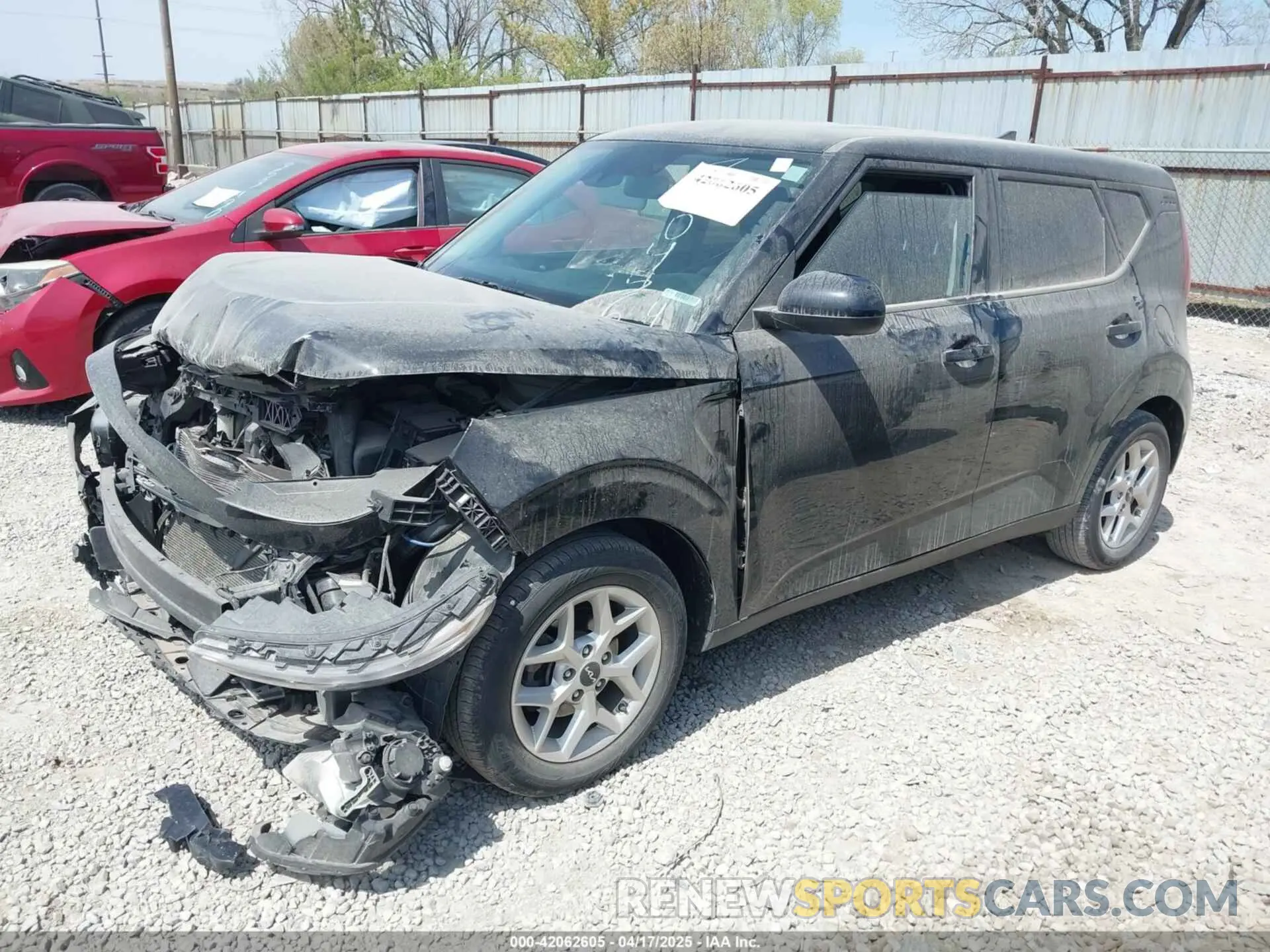 2 Фотография поврежденного автомобиля KNDJ23AUXN7804564 KIA SOUL 2022