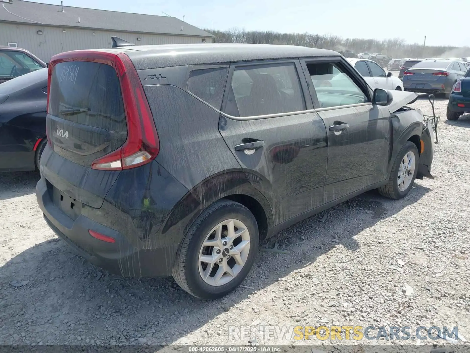 4 Фотография поврежденного автомобиля KNDJ23AUXN7804564 KIA SOUL 2022