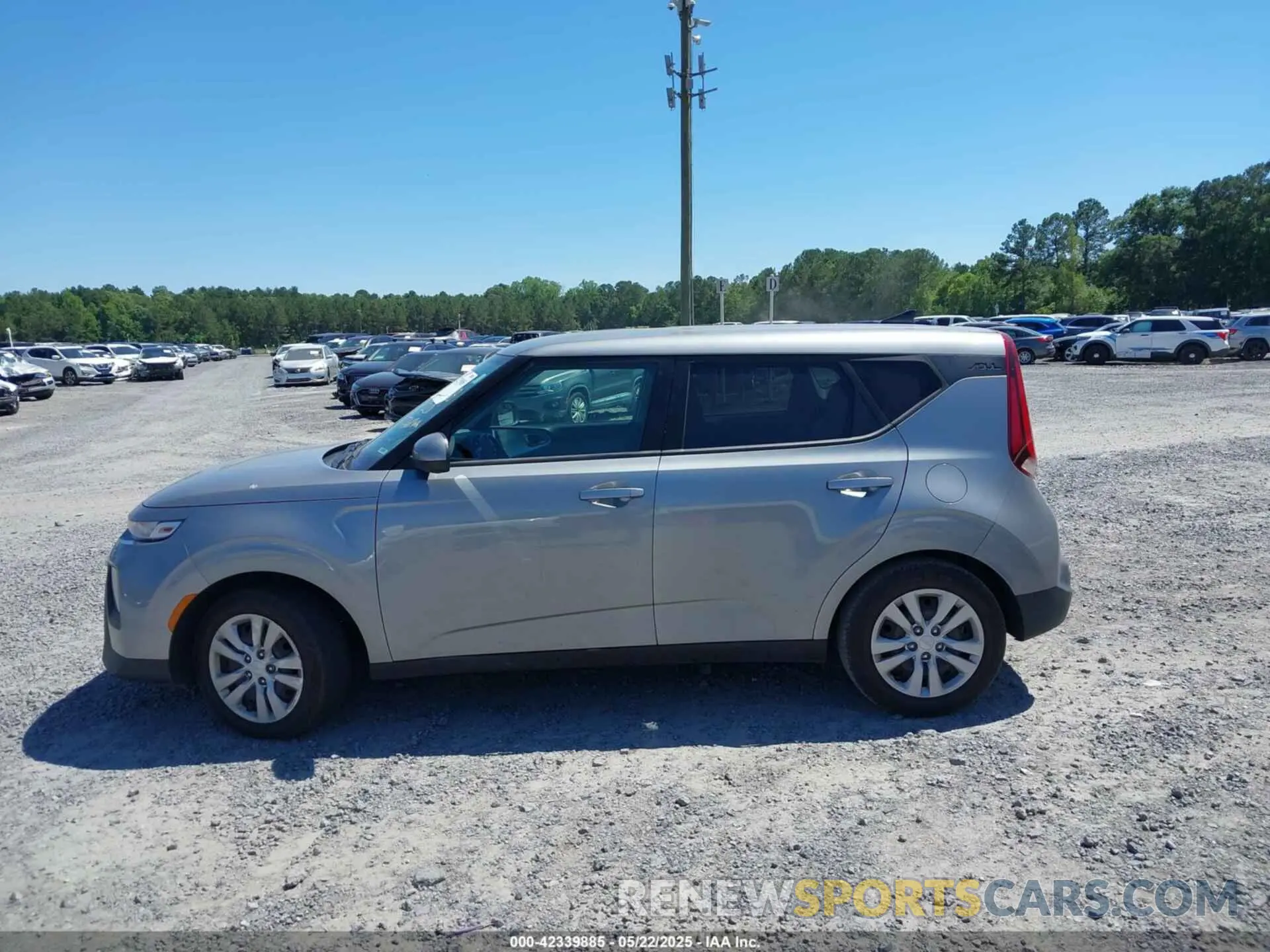 13 Photograph of a damaged car KNDJ23AUXN7836768 KIA SOUL 2022