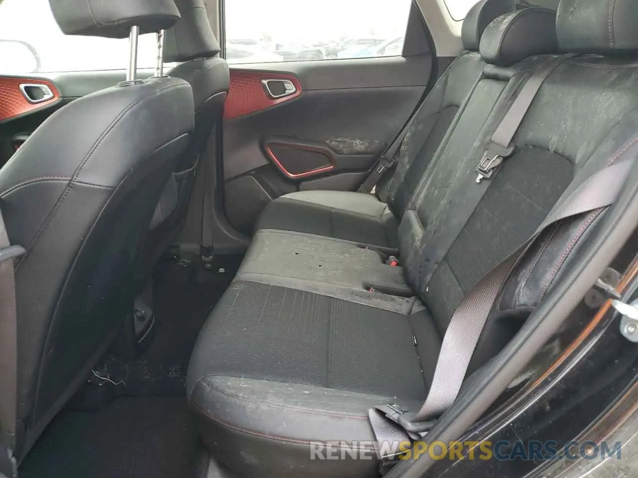 11 Фотография поврежденного автомобиля KNDJ53AF1N7167170 KIA SOUL 2022