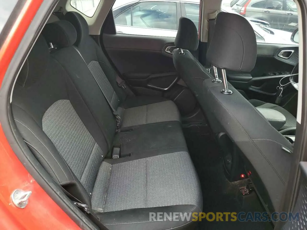 10 Фотография поврежденного автомобиля KNDJ63AU9N7153352 KIA SOUL 2022