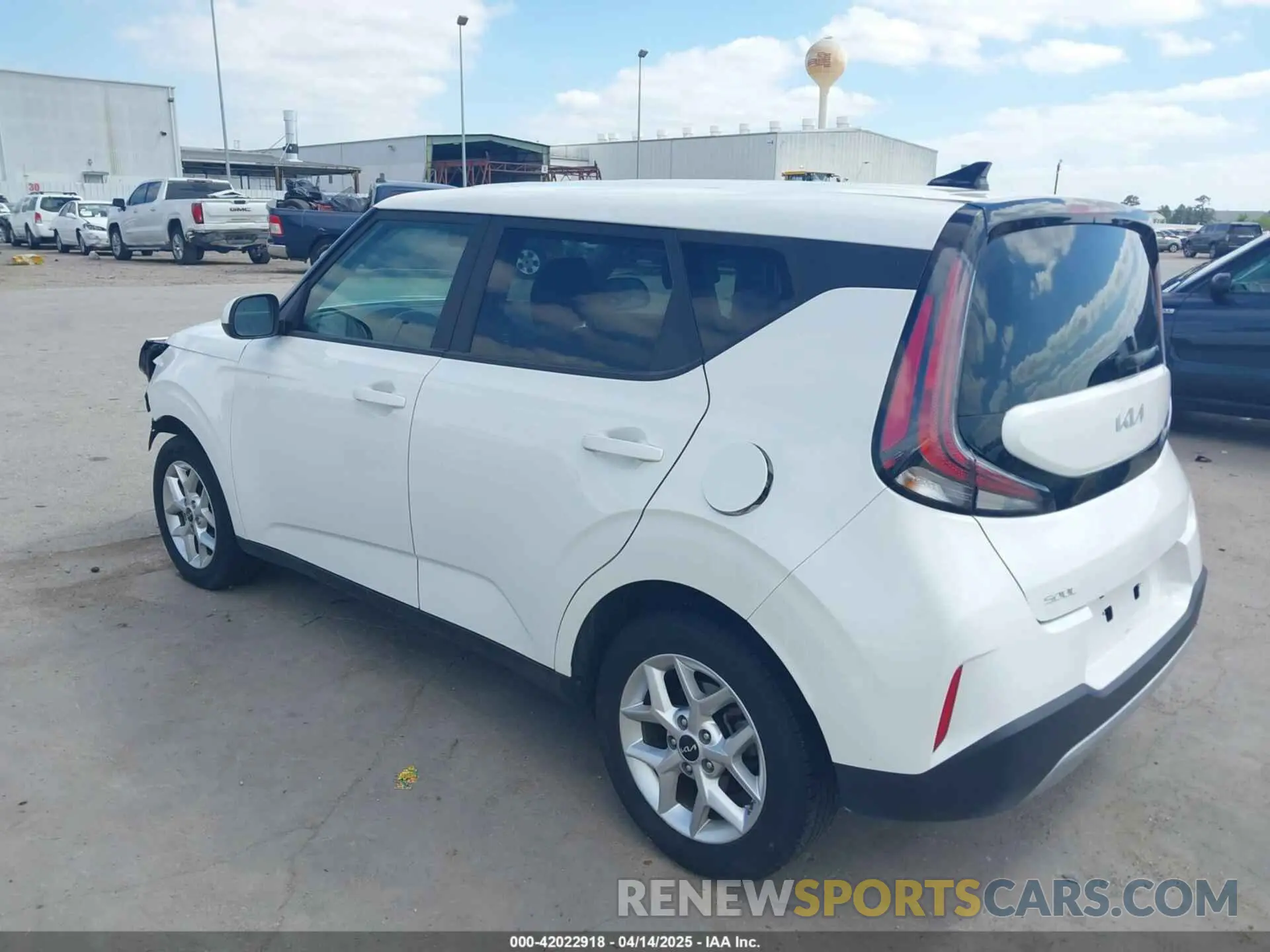 3 Photograph of a damaged car KNDJ23AU0P7861374 KIA SOUL 2023