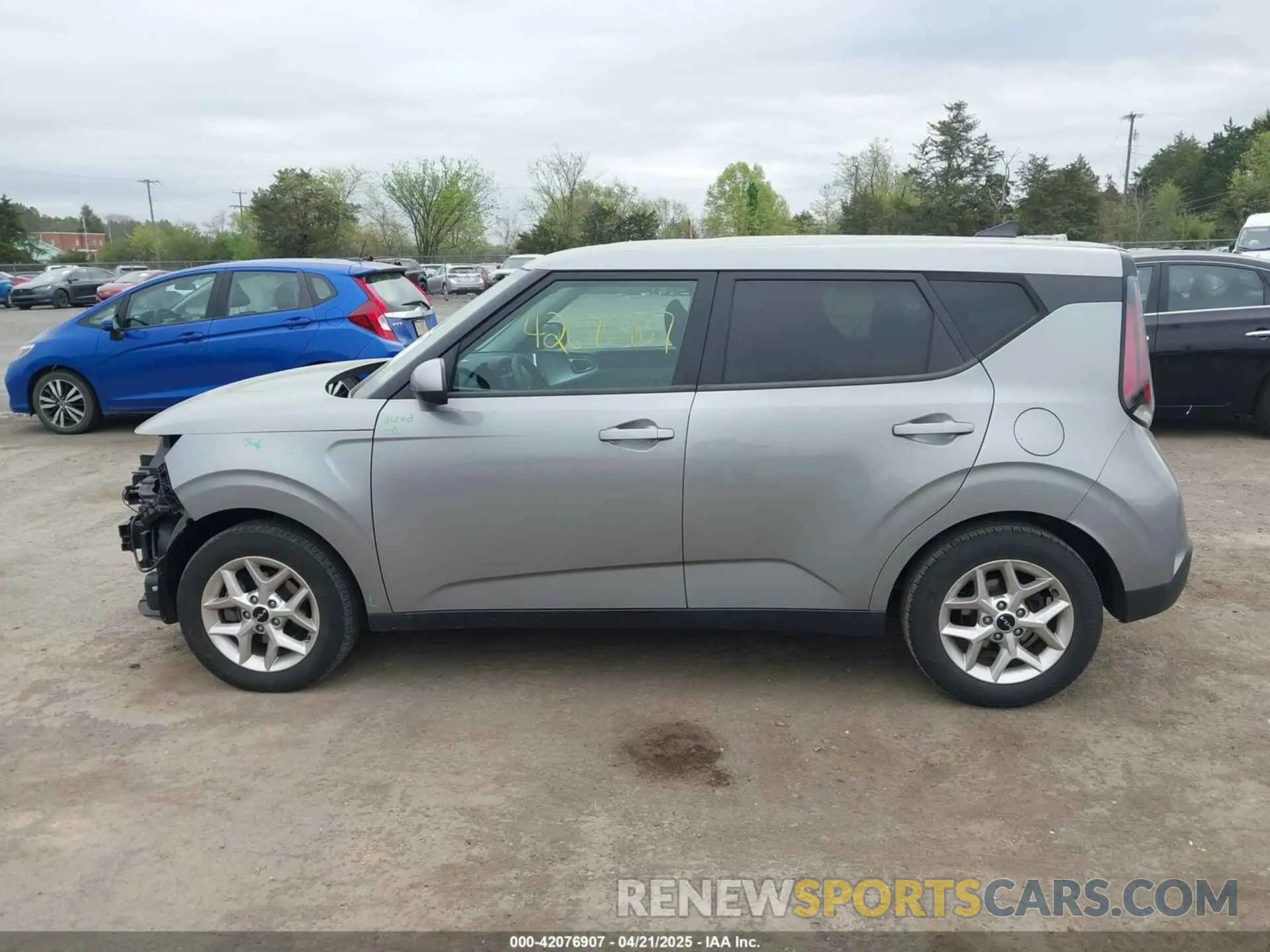 15 Фотография поврежденного автомобиля KNDJ23AU0P7862881 KIA SOUL 2023