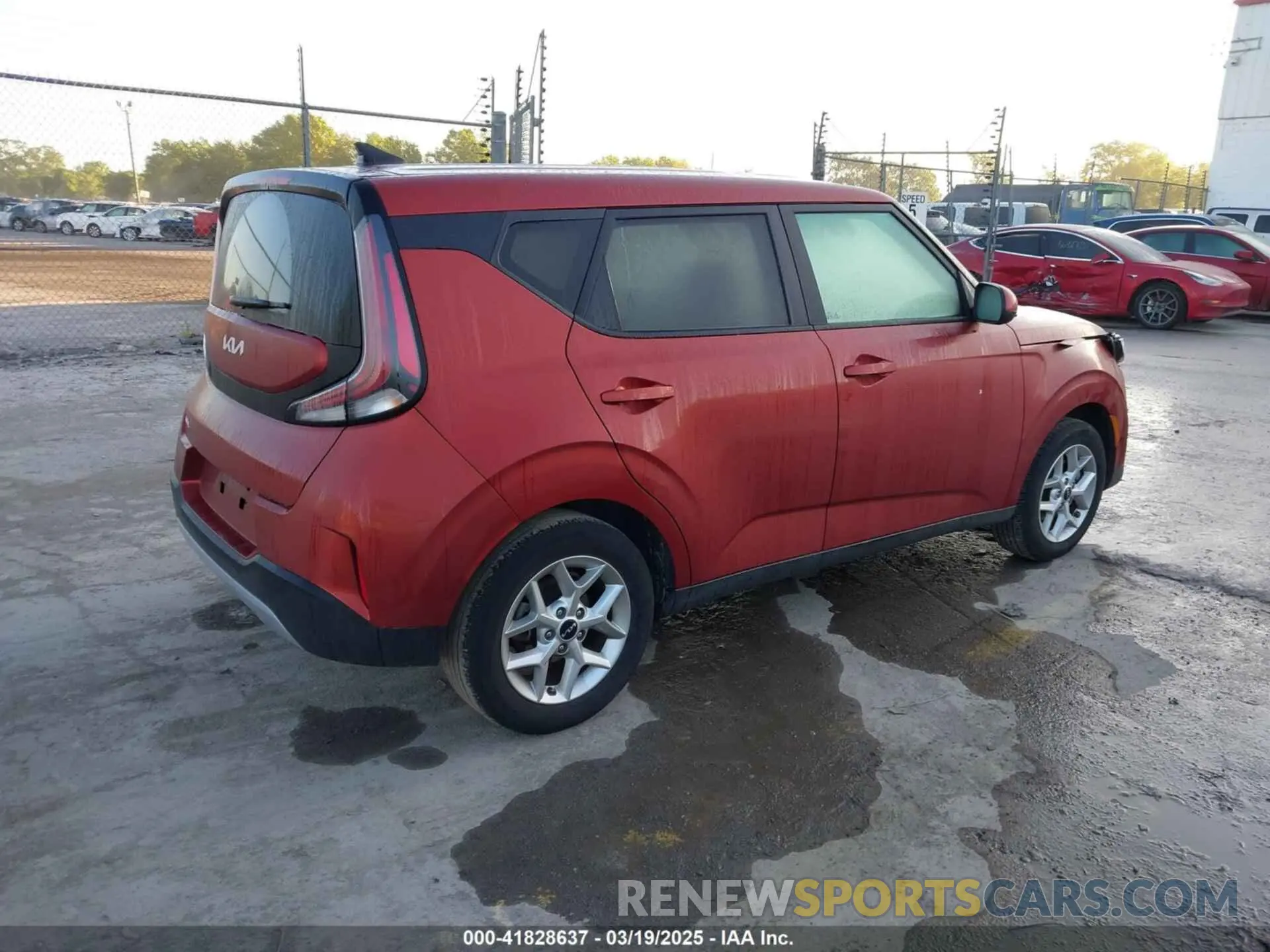 4 Фотография поврежденного автомобиля KNDJ23AU0P7881219 KIA SOUL 2023