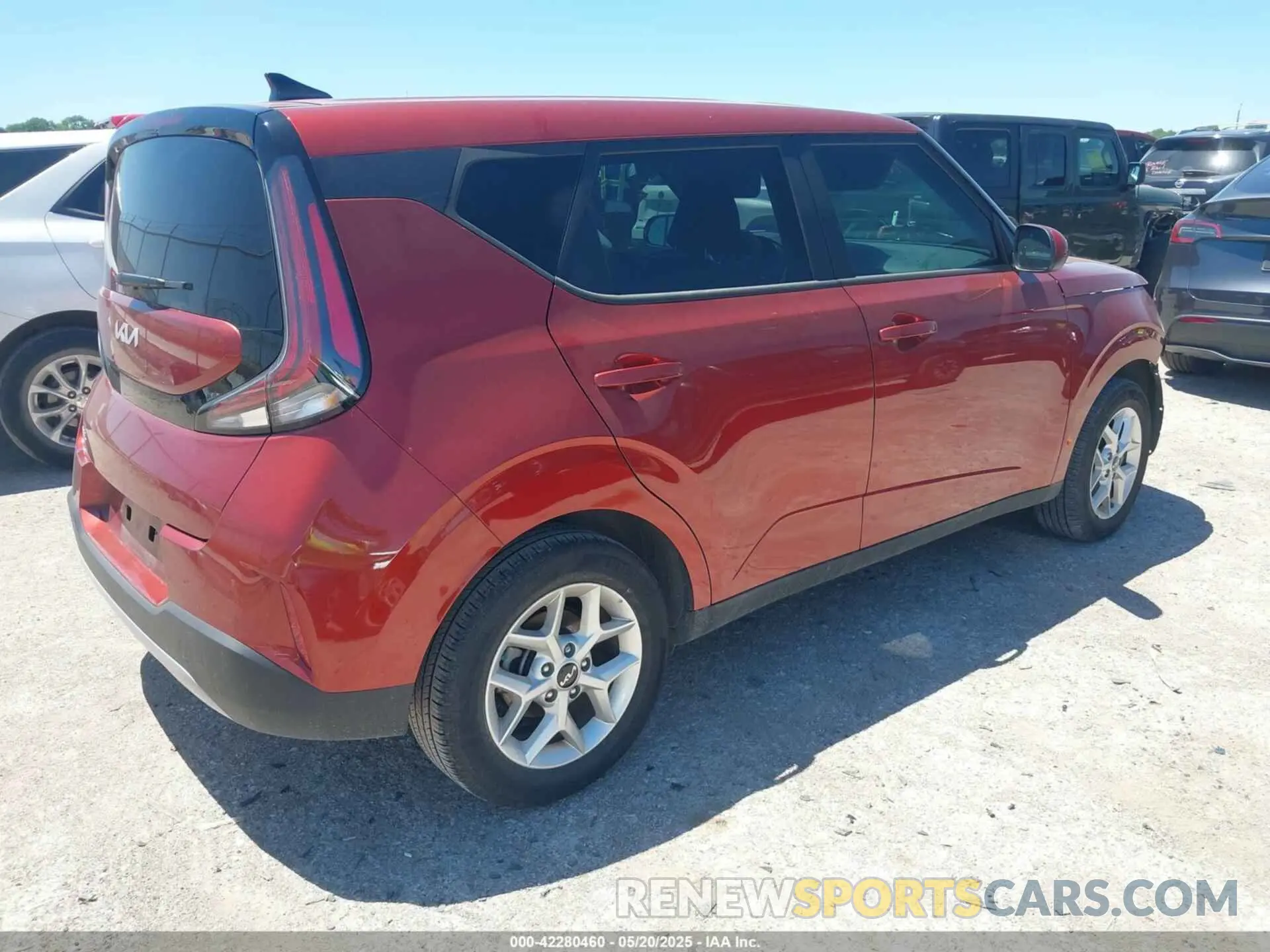 4 Photograph of a damaged car KNDJ23AU2P7188586 KIA SOUL 2023