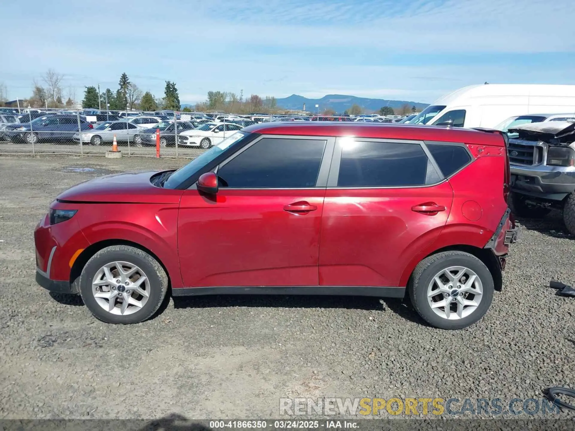 15 Photograph of a damaged car KNDJ23AU2P7190421 KIA SOUL 2023