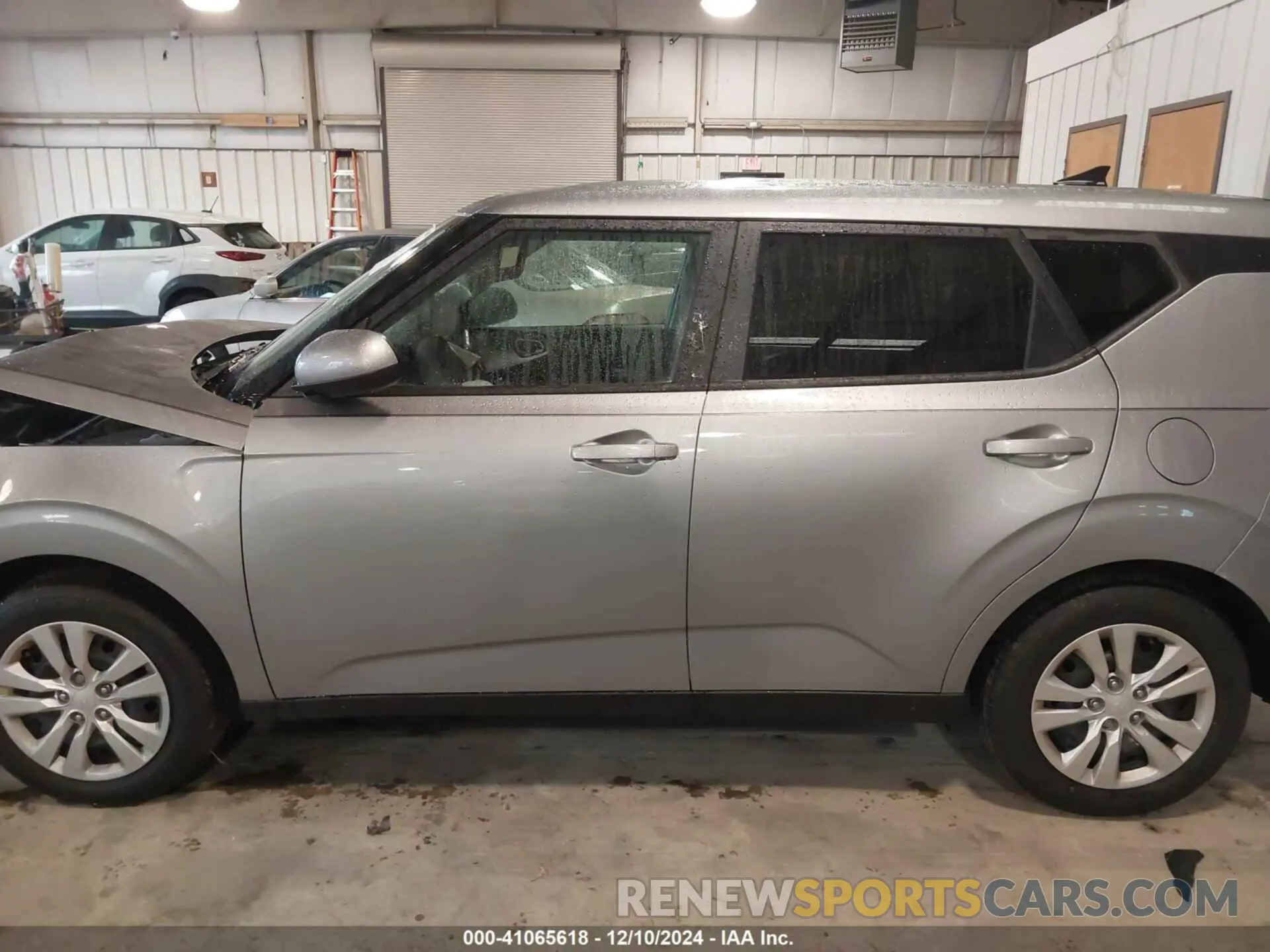 14 Фотография поврежденного автомобиля KNDJ23AU3P7872000 KIA SOUL 2023