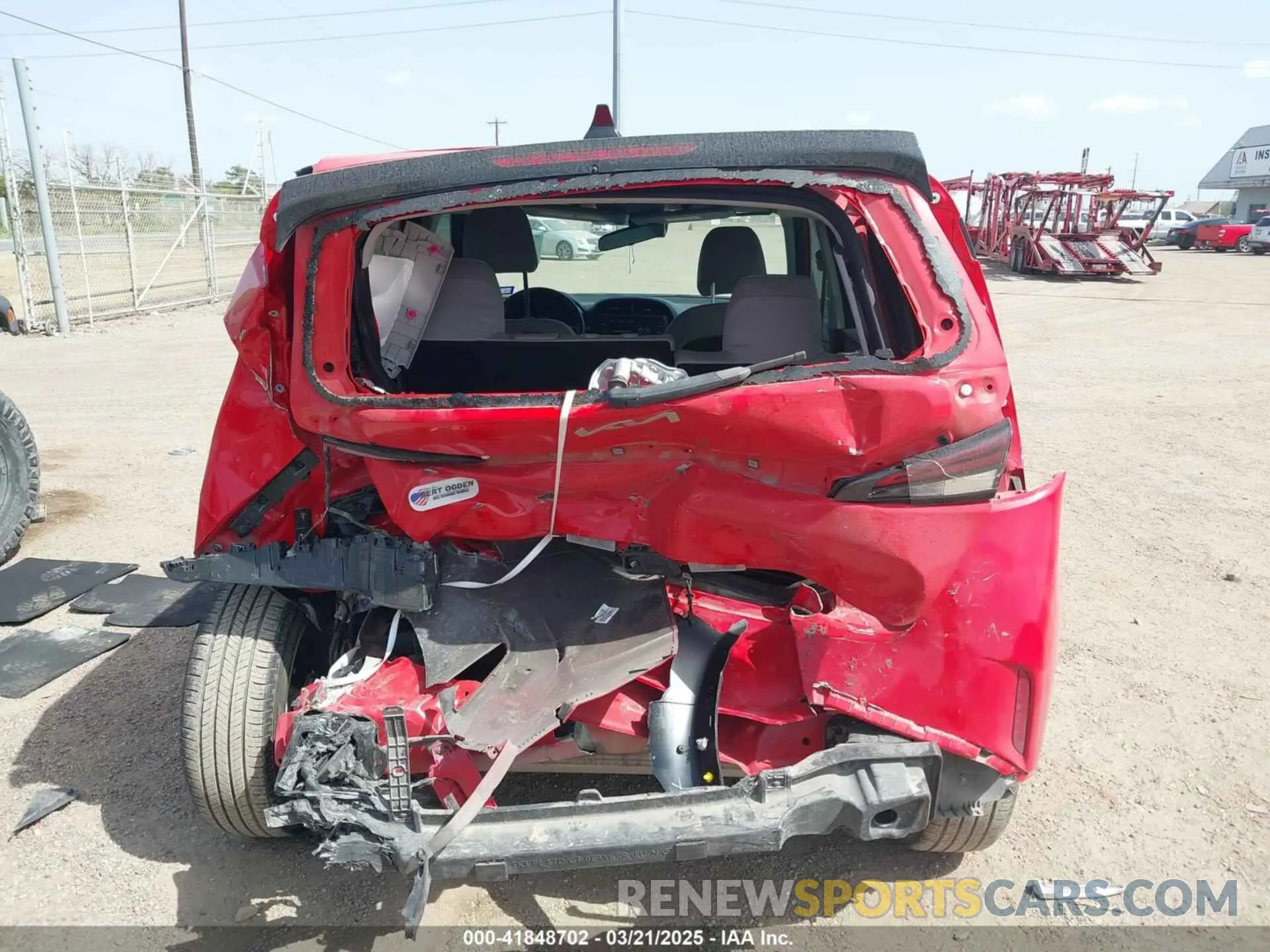17 Photograph of a damaged car KNDJ23AU4P7207428 KIA SOUL 2023
