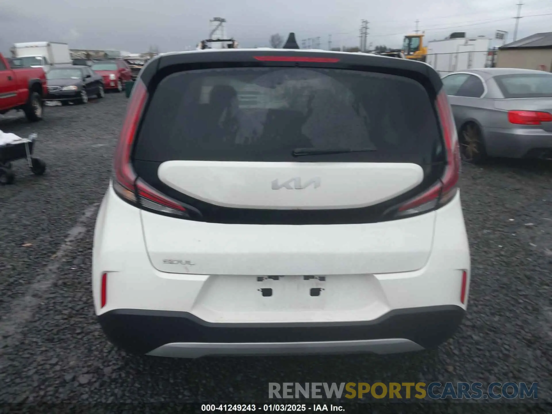 17 Фотография поврежденного автомобиля KNDJ23AU4P7214993 KIA SOUL 2023