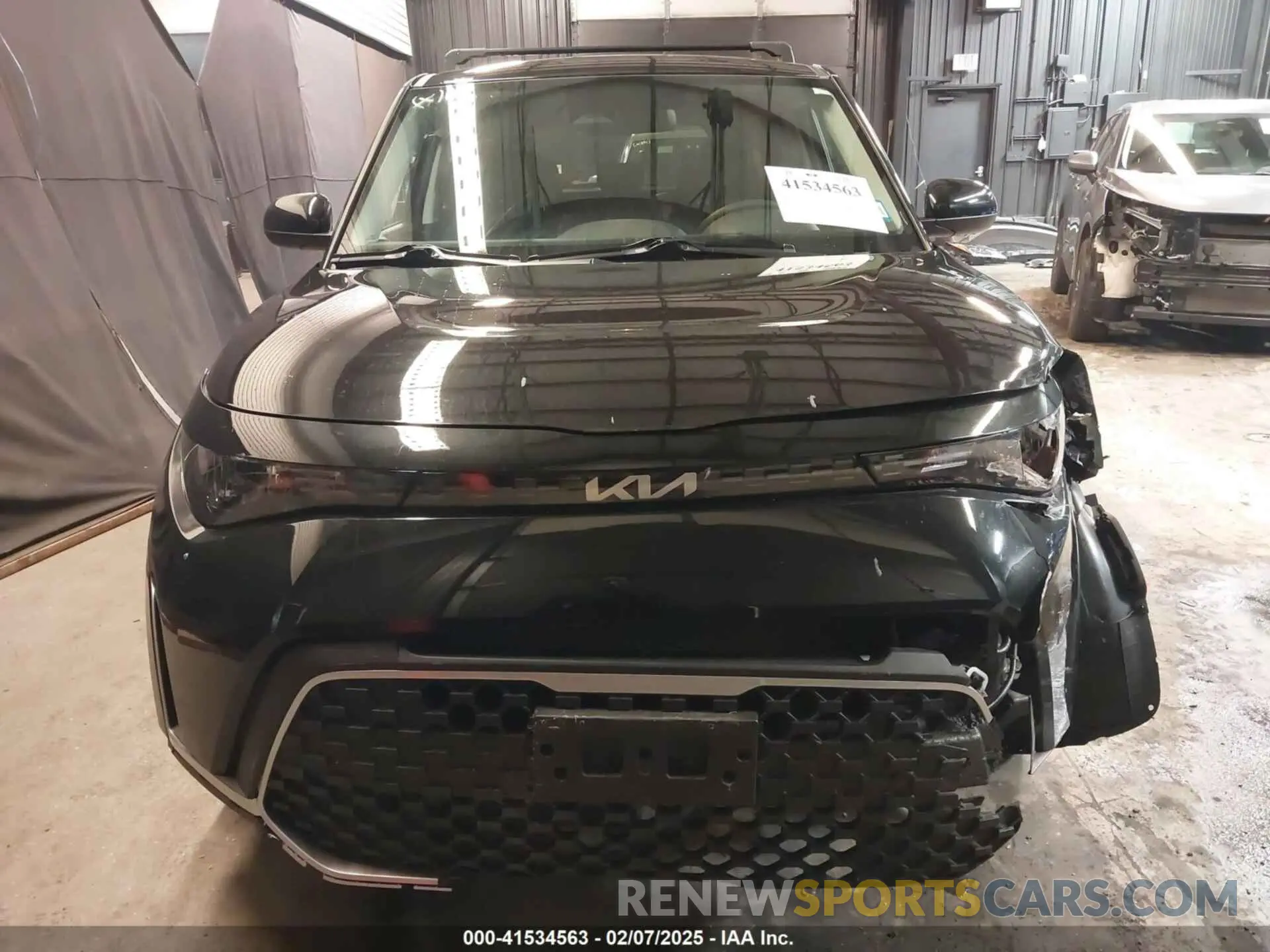 13 Photograph of a damaged car KNDJ23AU4P7894085 KIA SOUL 2023