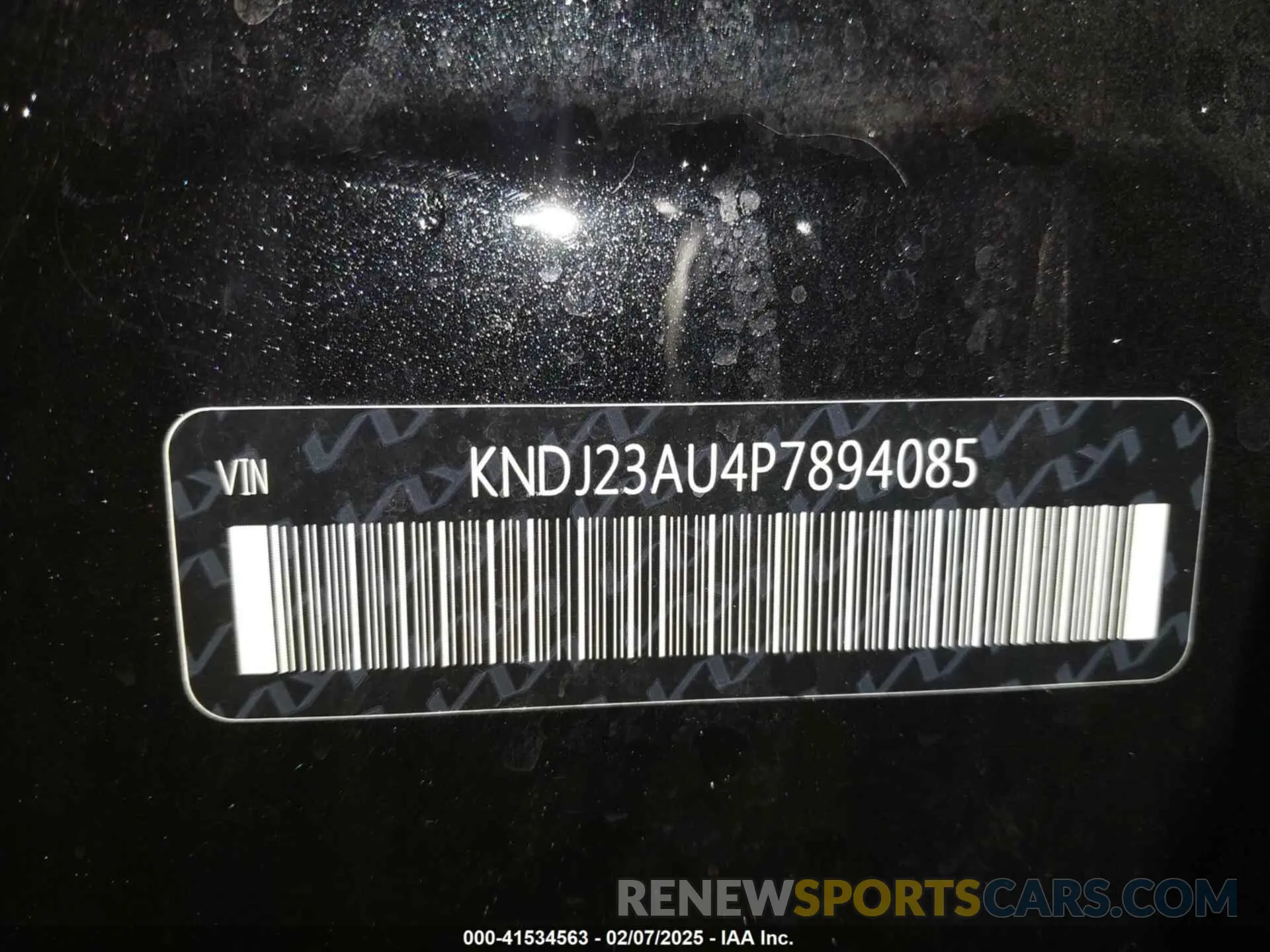 18 Photograph of a damaged car KNDJ23AU4P7894085 KIA SOUL 2023