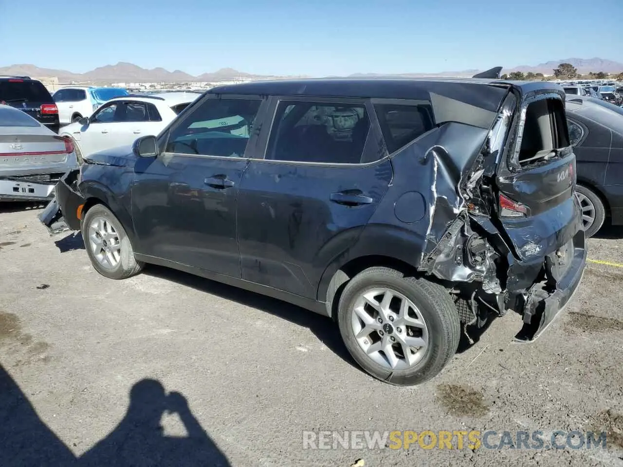 2 Фотография поврежденного автомобиля KNDJ23AU5P7193121 KIA SOUL 2023