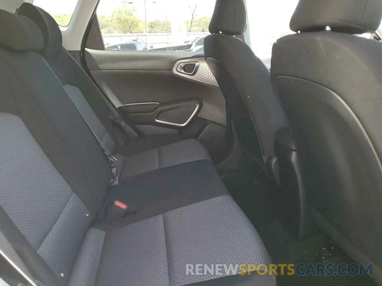 11 Фотография поврежденного автомобиля KNDJ23AU5P7876114 KIA SOUL 2023