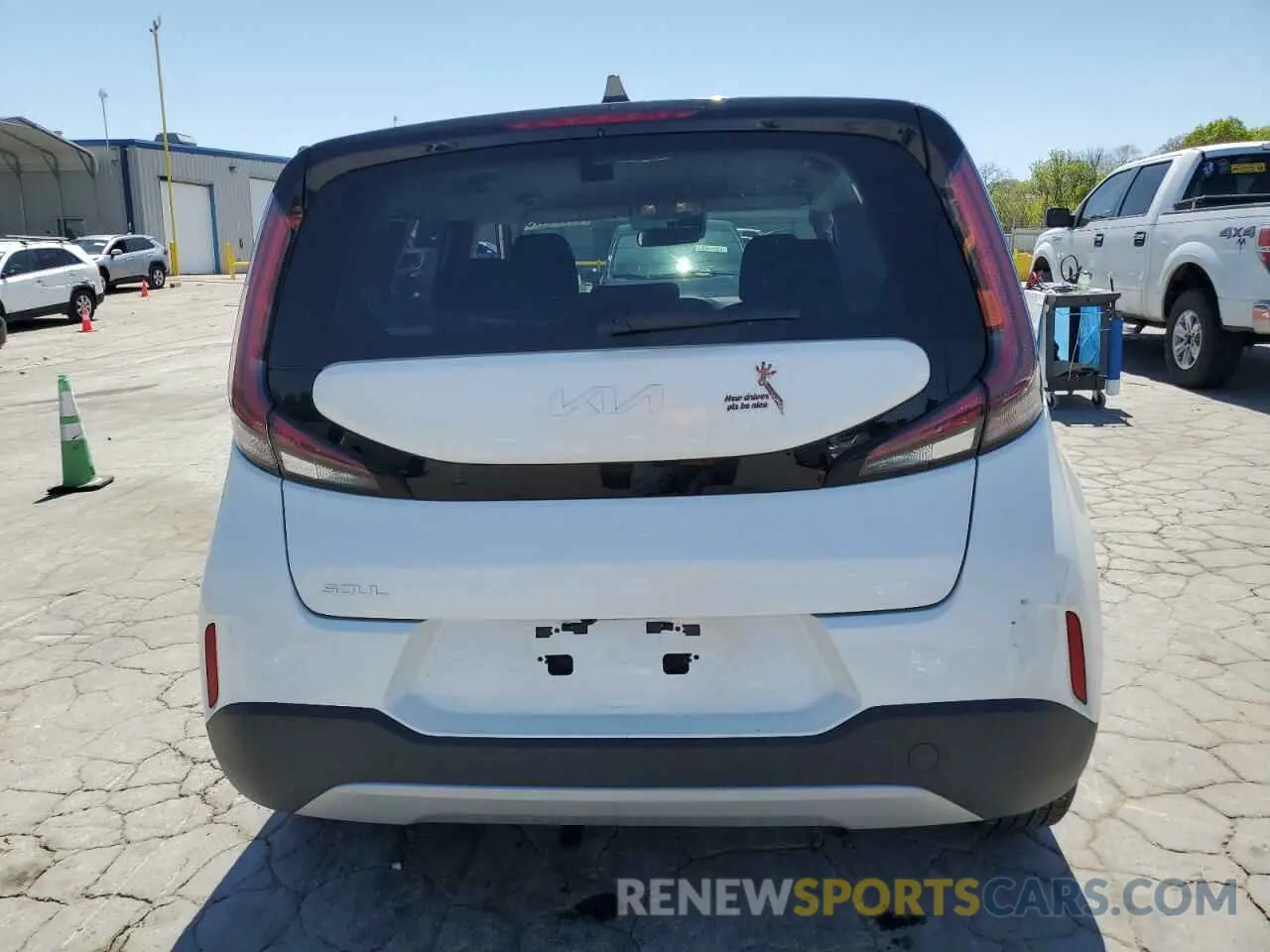 6 Фотография поврежденного автомобиля KNDJ23AU5P7876114 KIA SOUL 2023
