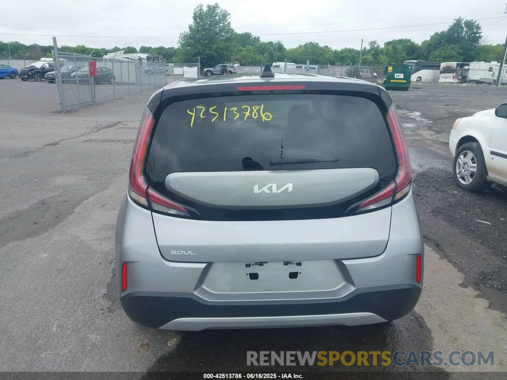 16 Photograph of a damaged car KNDJ23AU5P7881796 KIA SOUL 2023
