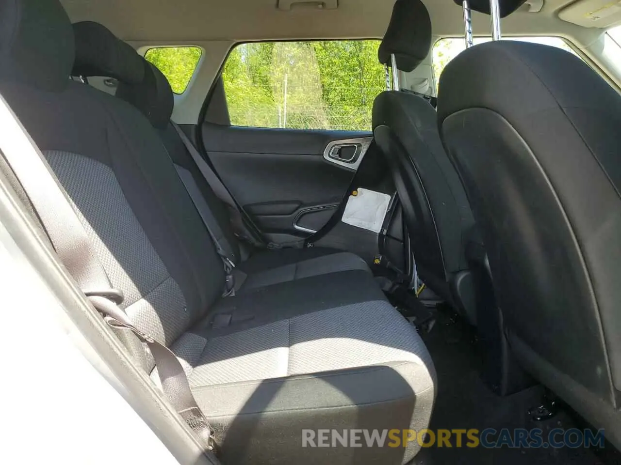 11 Фотография поврежденного автомобиля KNDJ23AU5P7883631 KIA SOUL 2023