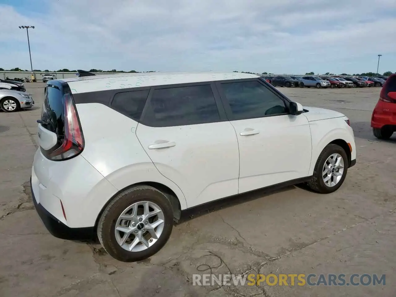 3 Photograph of a damaged car KNDJ23AU5P7890532 KIA SOUL 2023