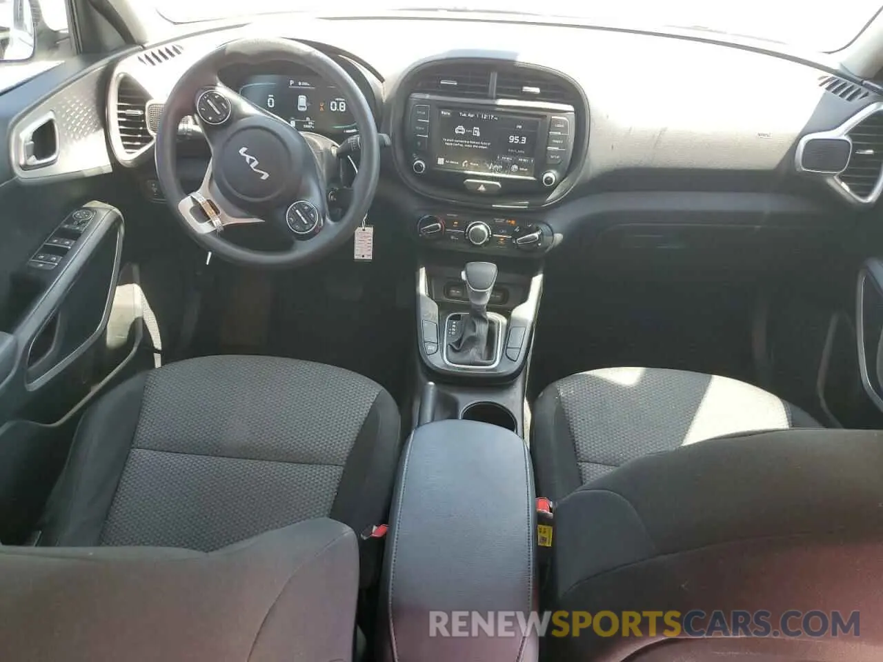 8 Photograph of a damaged car KNDJ23AU6P7884996 KIA SOUL 2023