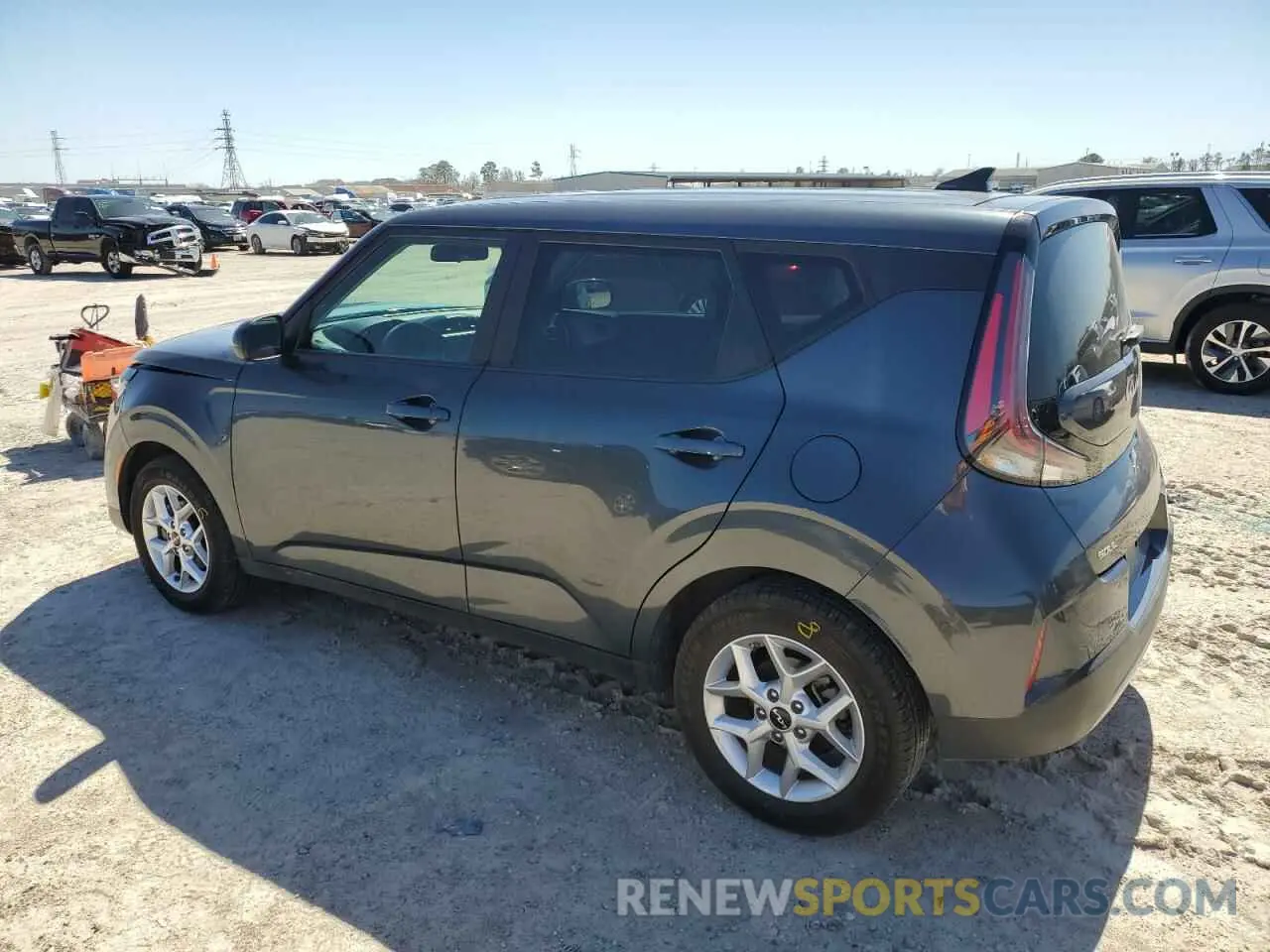 2 Фотография поврежденного автомобиля KNDJ23AU7P7197137 KIA SOUL 2023