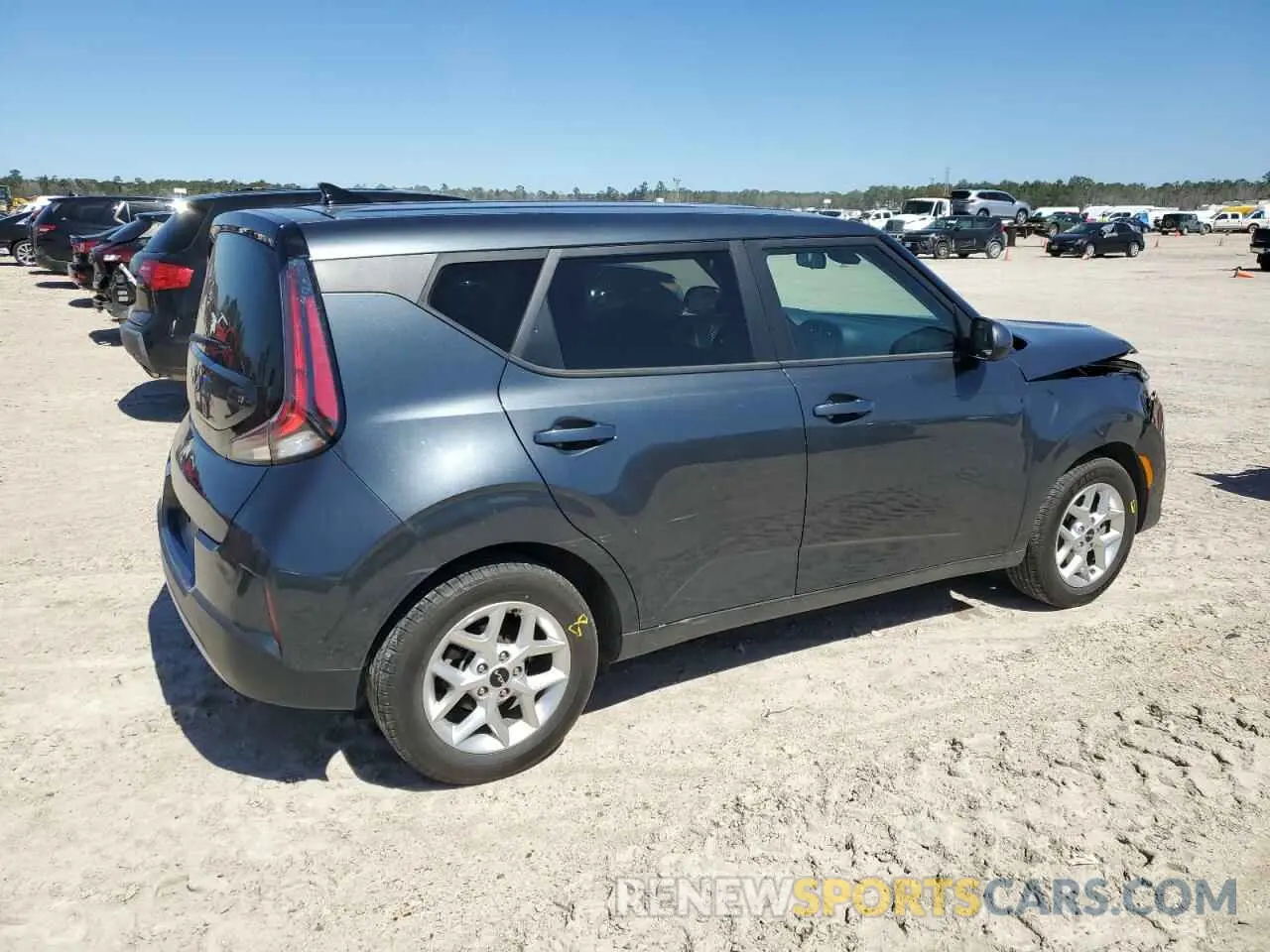 3 Фотография поврежденного автомобиля KNDJ23AU7P7197137 KIA SOUL 2023