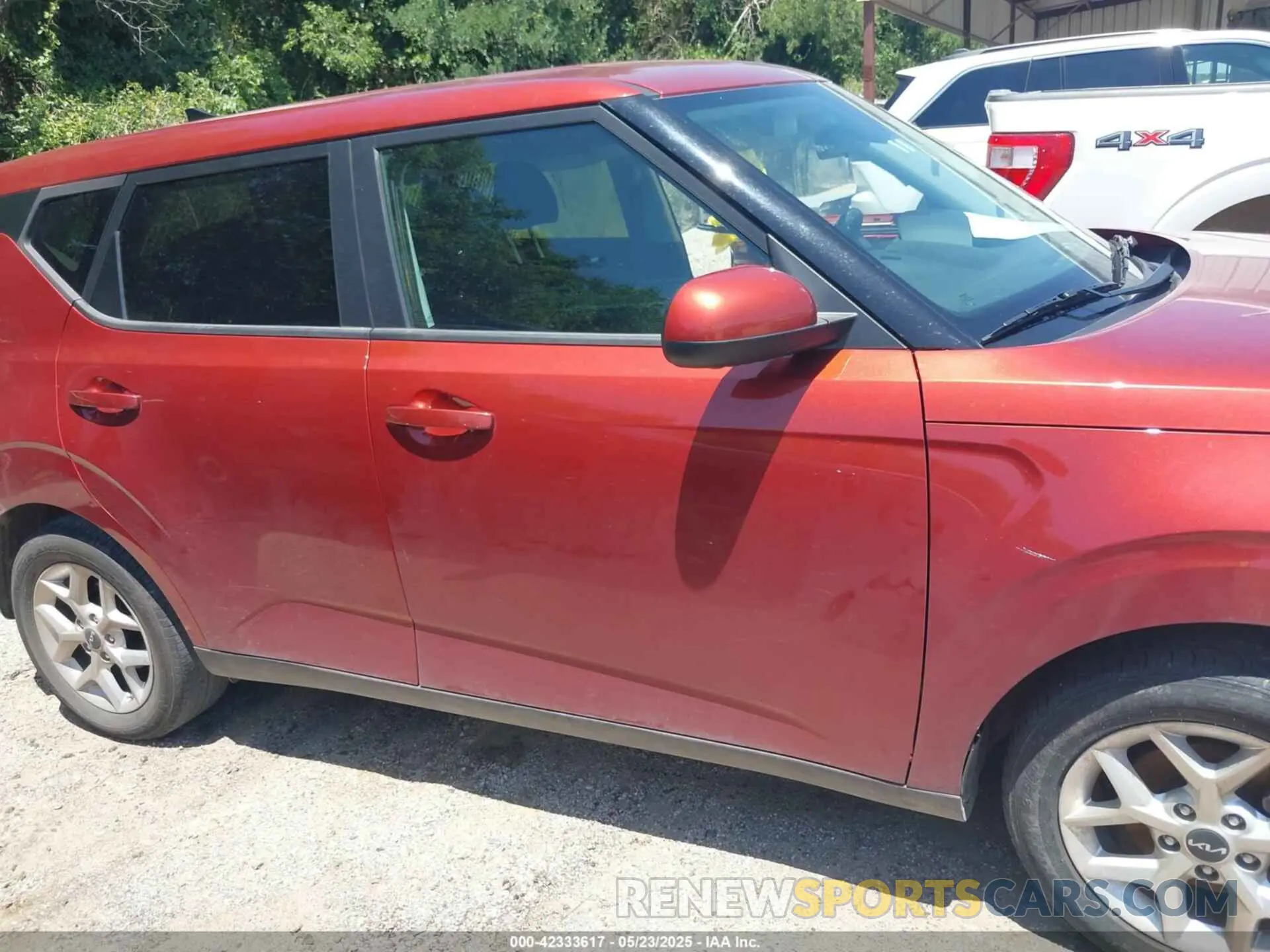13 Photograph of a damaged car KNDJ23AU7P7881217 KIA SOUL 2023