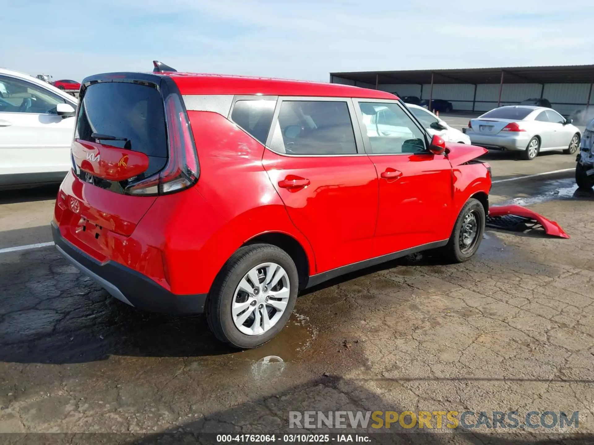 4 Фотография поврежденного автомобиля KNDJ23AU8P7196997 KIA SOUL 2023