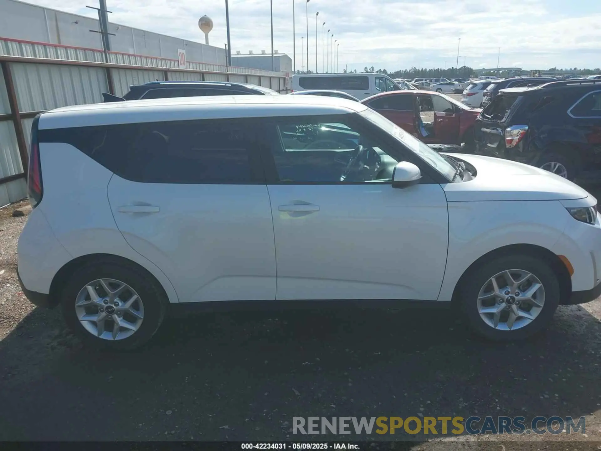 13 Photograph of a damaged car KNDJ23AU8P7861431 KIA SOUL 2023