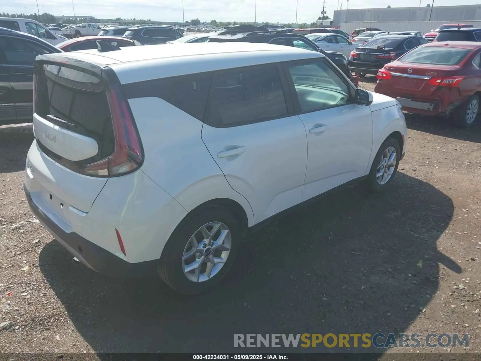 4 Photograph of a damaged car KNDJ23AU8P7861431 KIA SOUL 2023