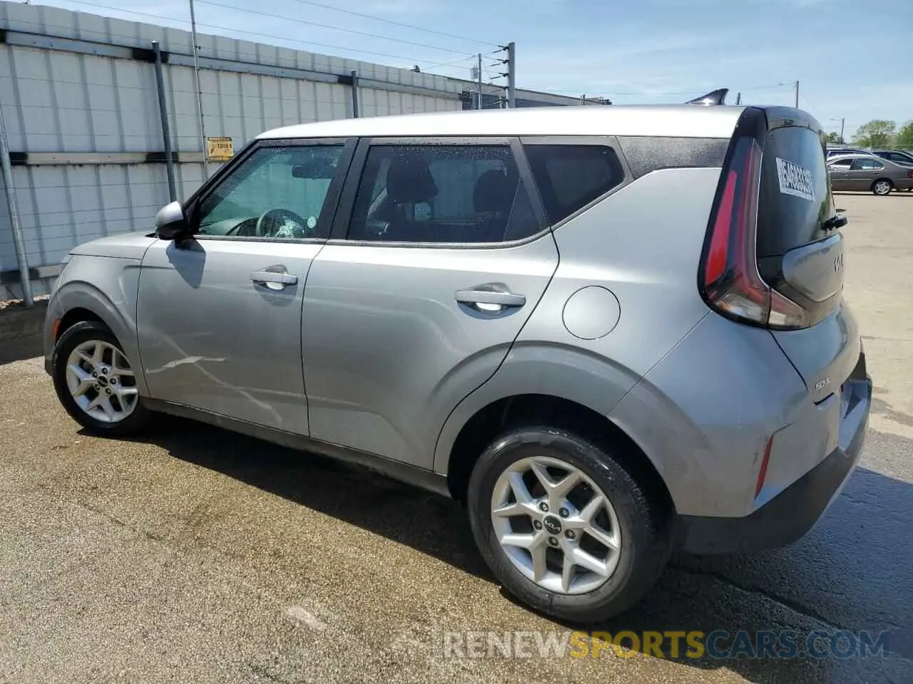 2 Фотография поврежденного автомобиля KNDJ23AU8P7869870 KIA SOUL 2023