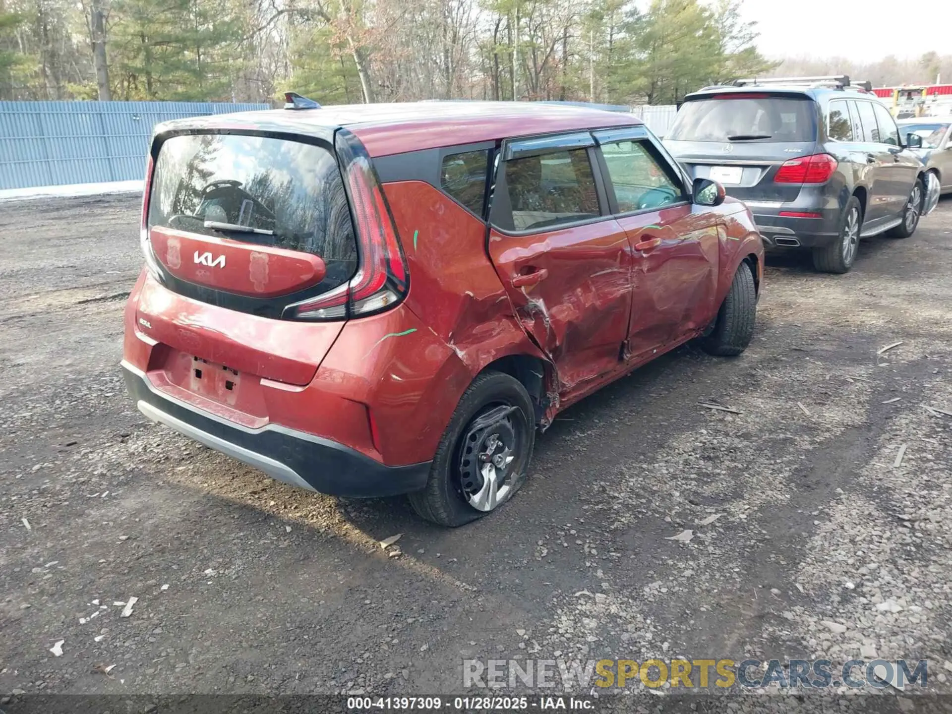 4 Photograph of a damaged car KNDJ23AU9P7191159 KIA SOUL 2023
