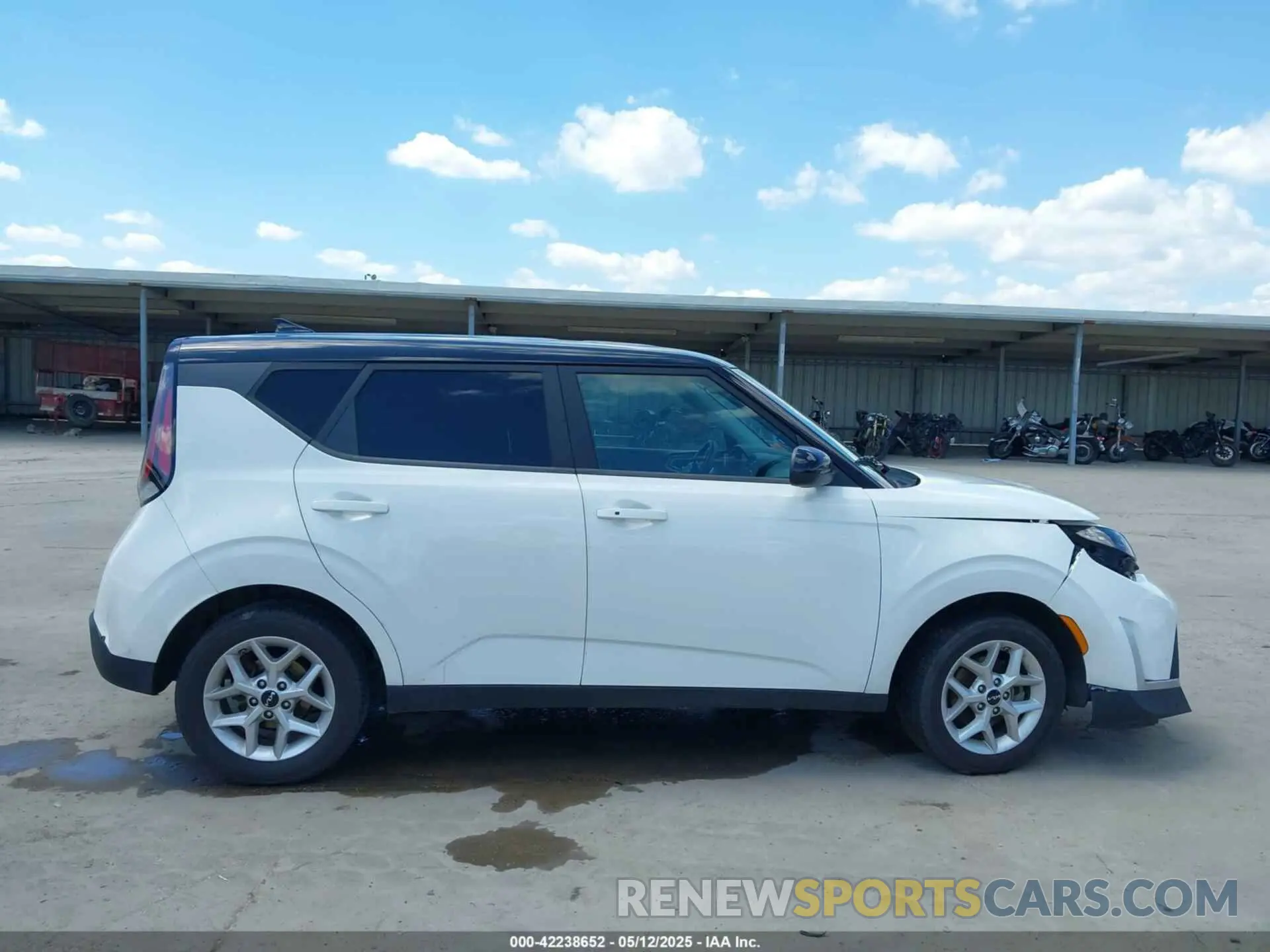 12 Photograph of a damaged car KNDJ23AU9P7194417 KIA SOUL 2023