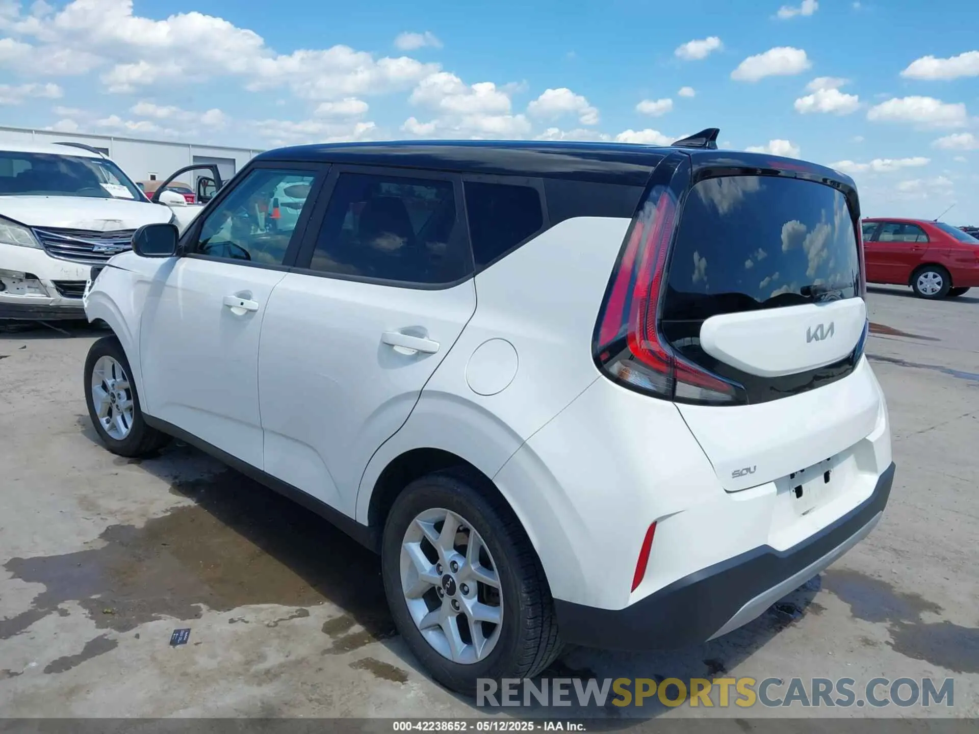 3 Photograph of a damaged car KNDJ23AU9P7194417 KIA SOUL 2023