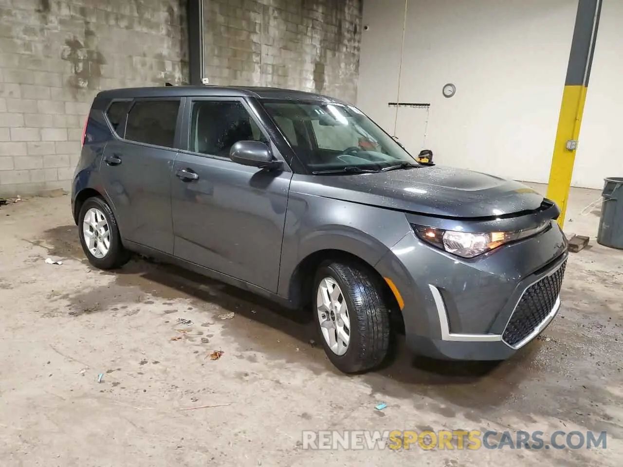 4 Фотография поврежденного автомобиля KNDJ23AU9P7881574 KIA SOUL 2023