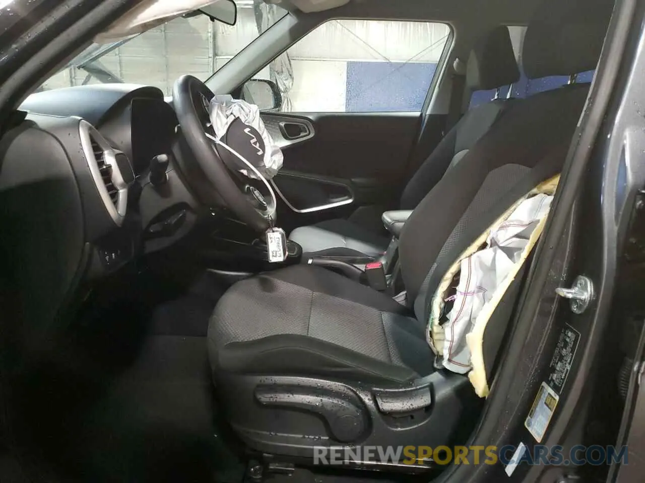 7 Фотография поврежденного автомобиля KNDJ23AU9P7881574 KIA SOUL 2023