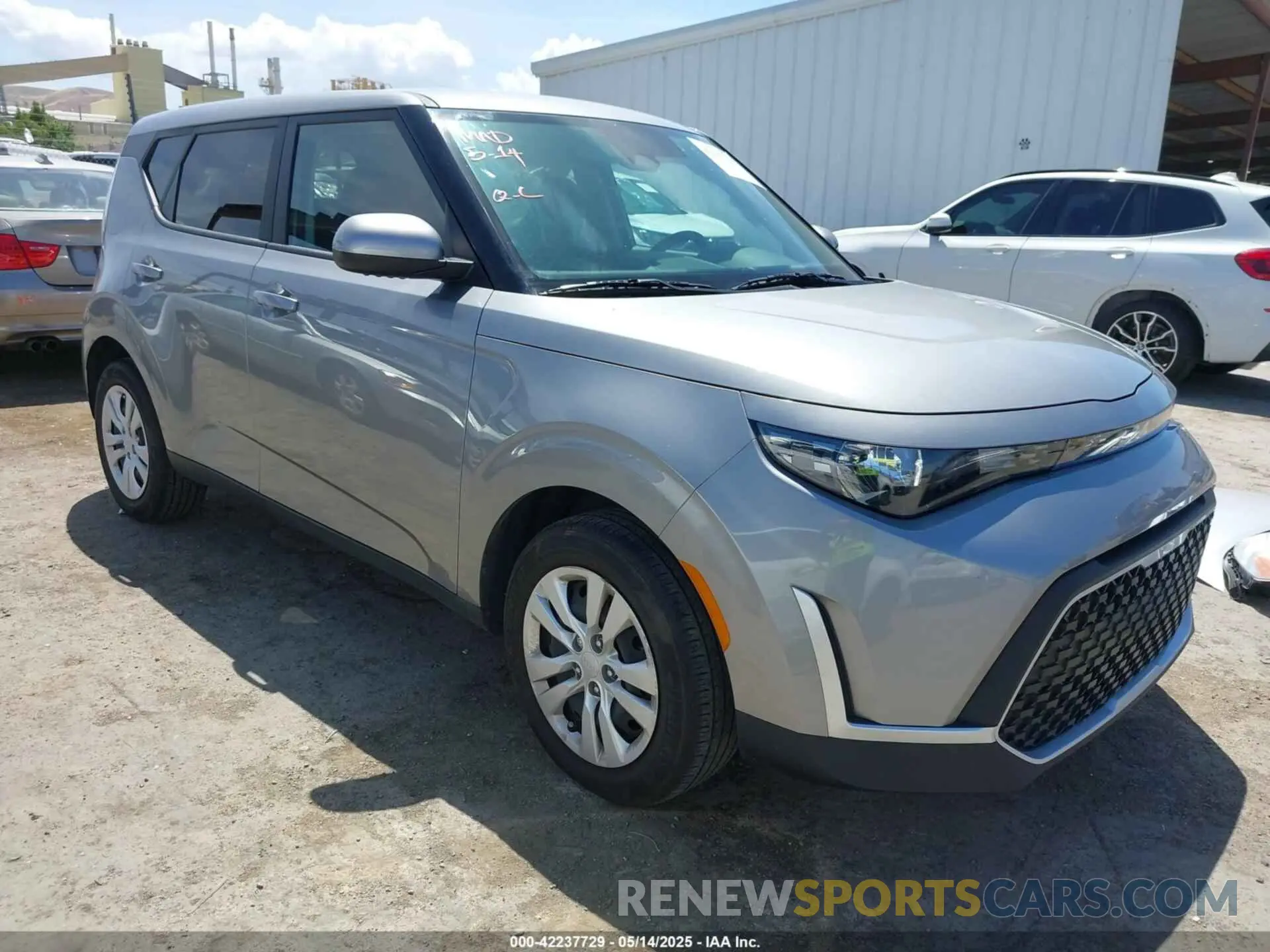 1 Фотография поврежденного автомобиля KNDJ23AU9P7886550 KIA SOUL 2023