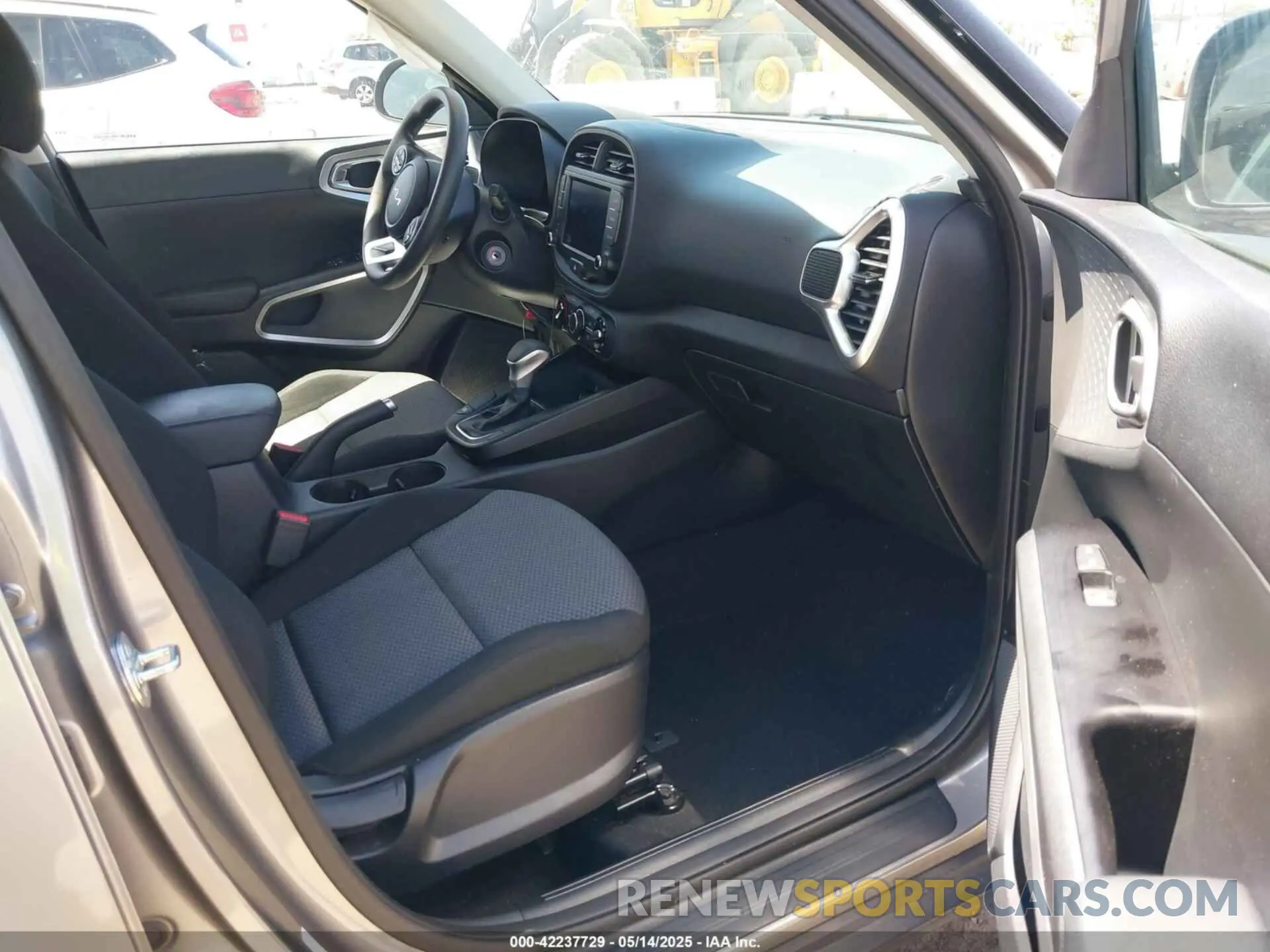 5 Фотография поврежденного автомобиля KNDJ23AU9P7886550 KIA SOUL 2023