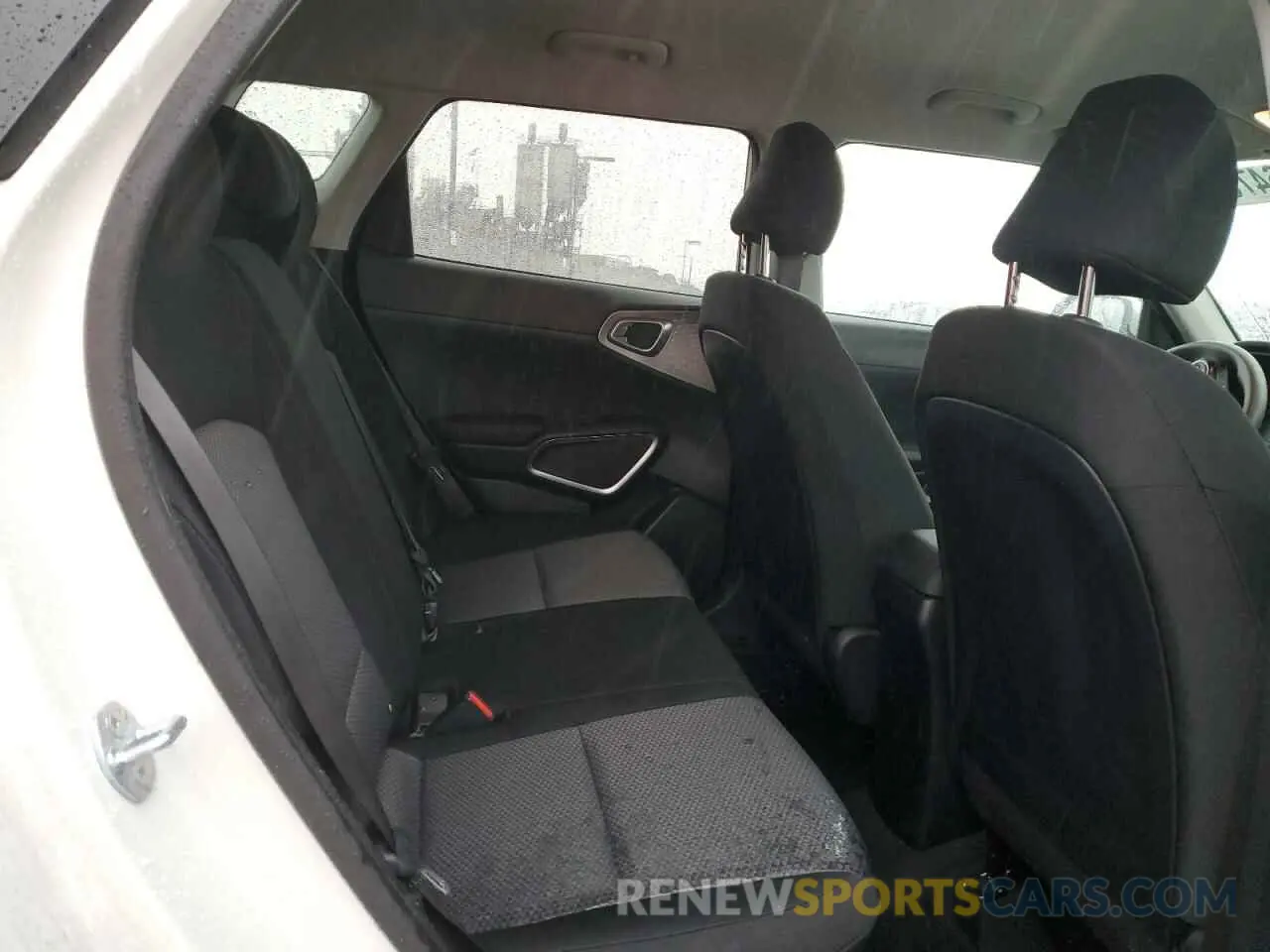 12 Фотография поврежденного автомобиля KNDJ23AU9P7893630 KIA SOUL 2023