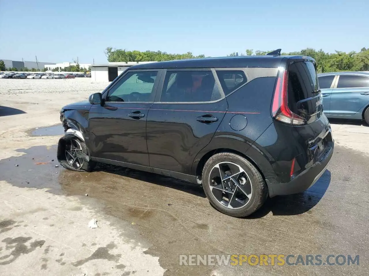 2 Фотография поврежденного автомобиля KNDJ33AU3P7895421 KIA SOUL 2023