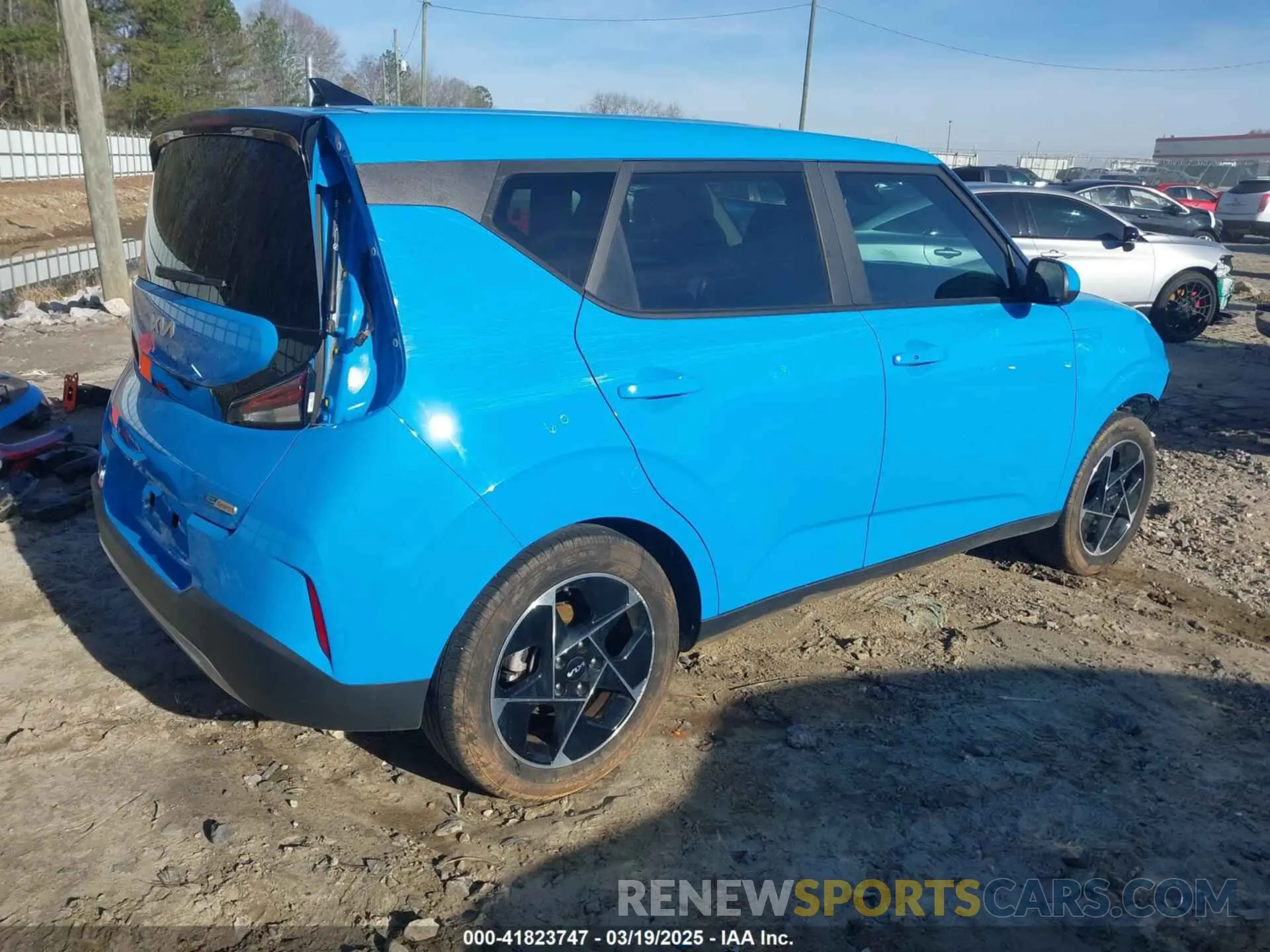 4 Фотография поврежденного автомобиля KNDJ33AU4P7190594 KIA SOUL 2023