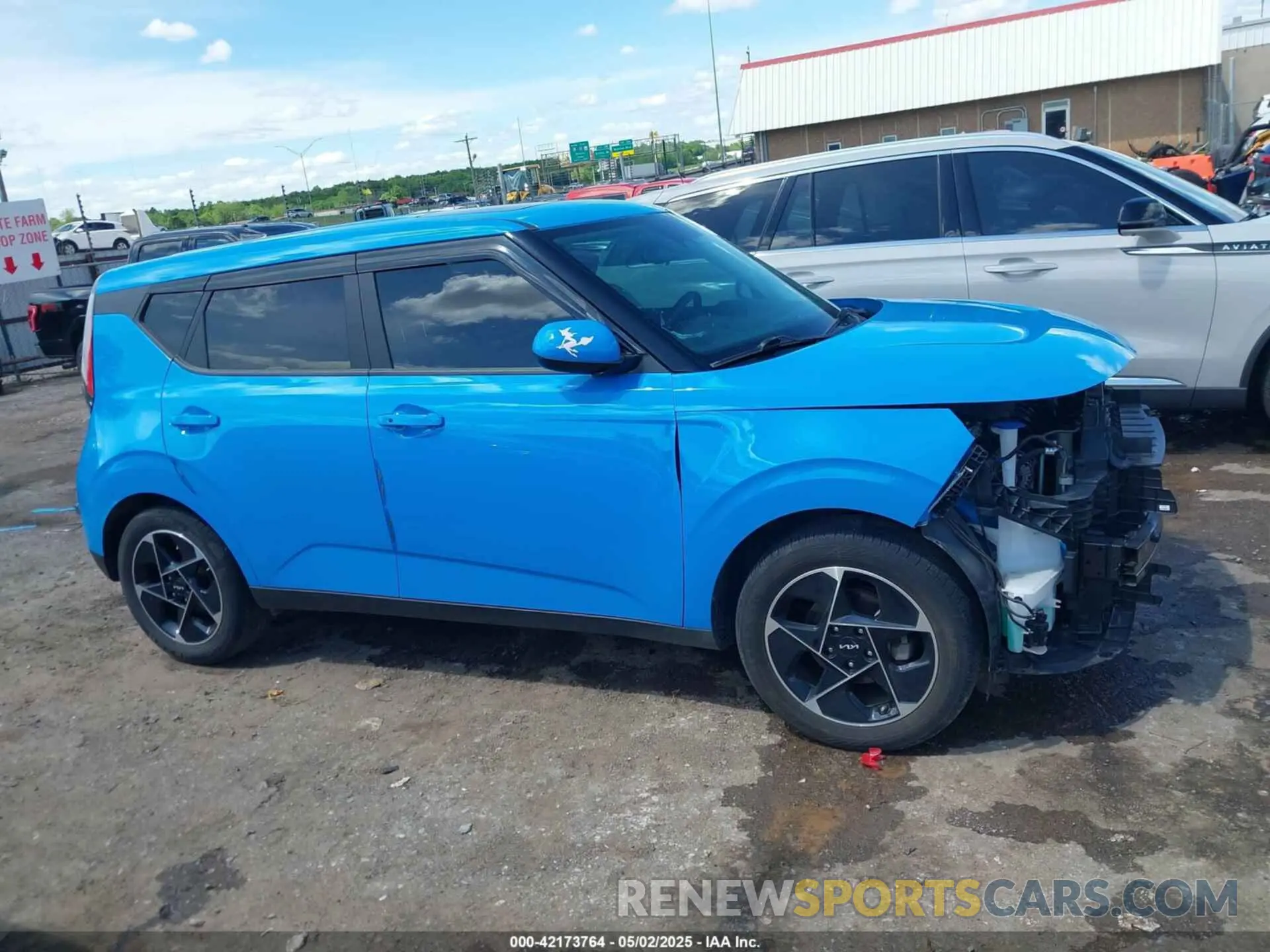 14 Фотография поврежденного автомобиля KNDJ33AU8P7210149 KIA SOUL 2023