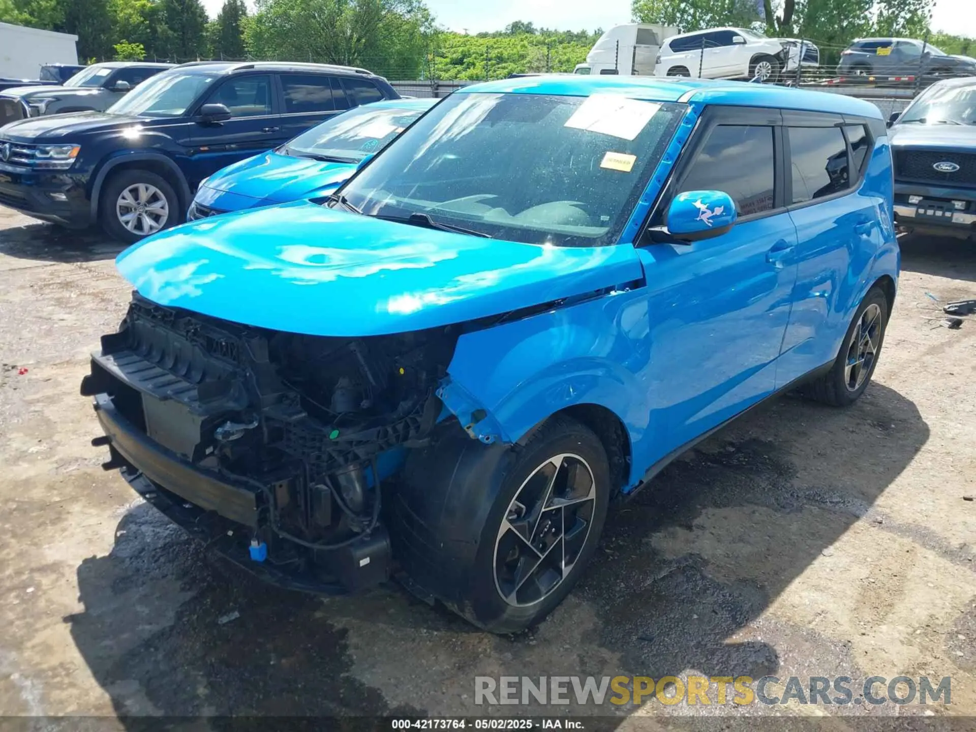 2 Фотография поврежденного автомобиля KNDJ33AU8P7210149 KIA SOUL 2023